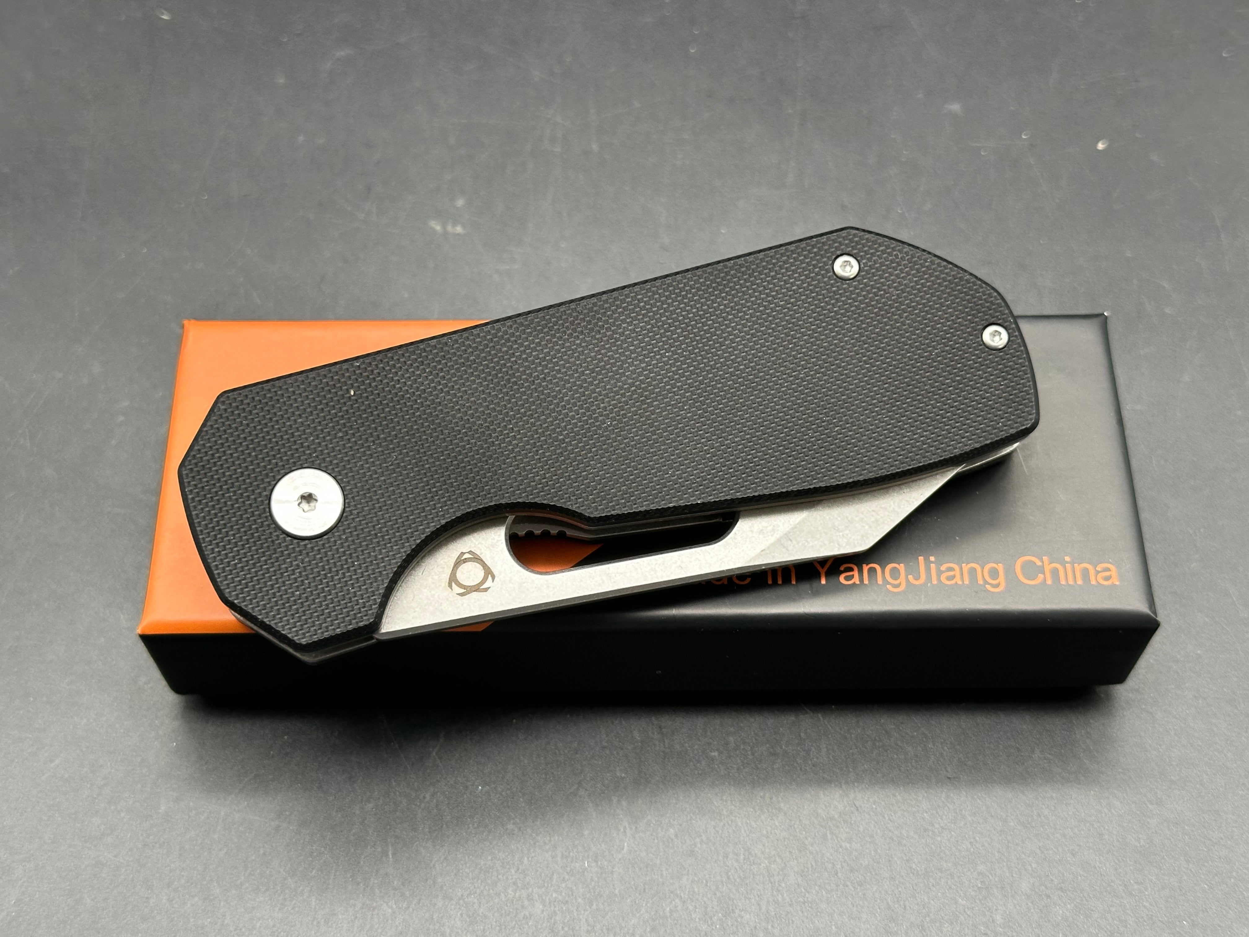 SIXLEAF SL-38 FOLDING KNIFE BLACK G10 HANDLE M390 PLAIN EDGE STONEWASH FINISH