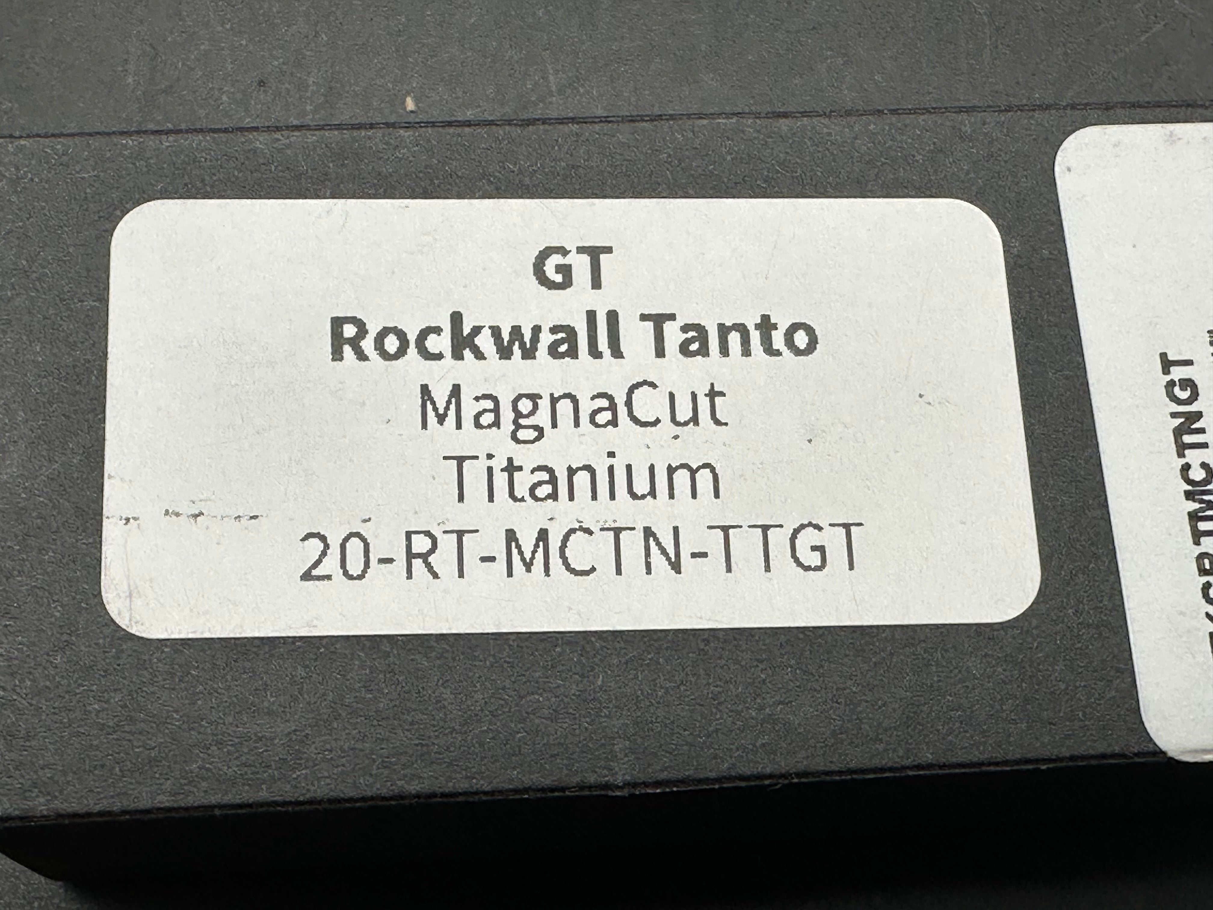 Tactile GT Rockwall Thumbstud Tanto magnacut