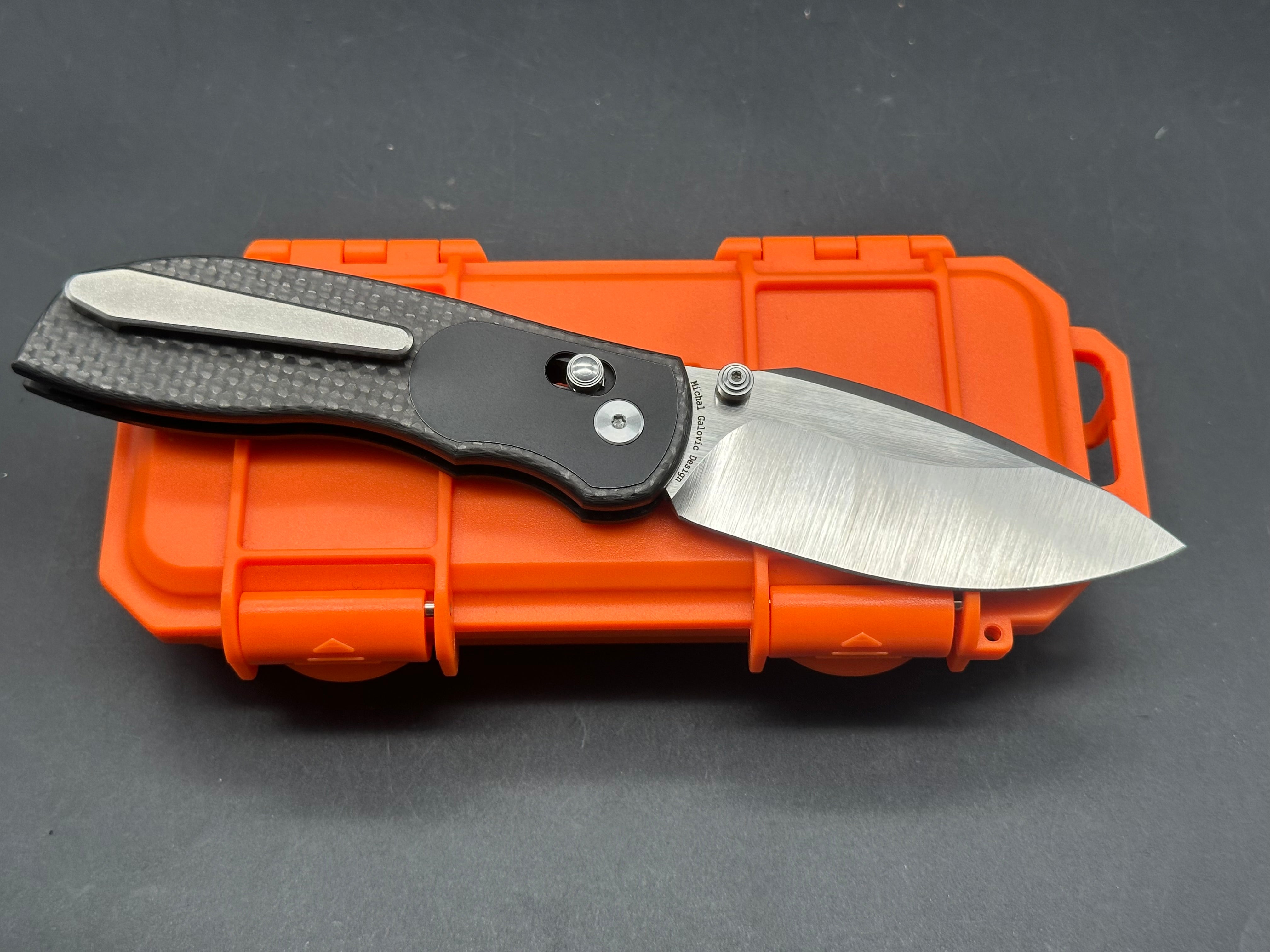 TuyaKnife Big Belly Slide Lock Knife Carbon Fiber (3.5"Satin)