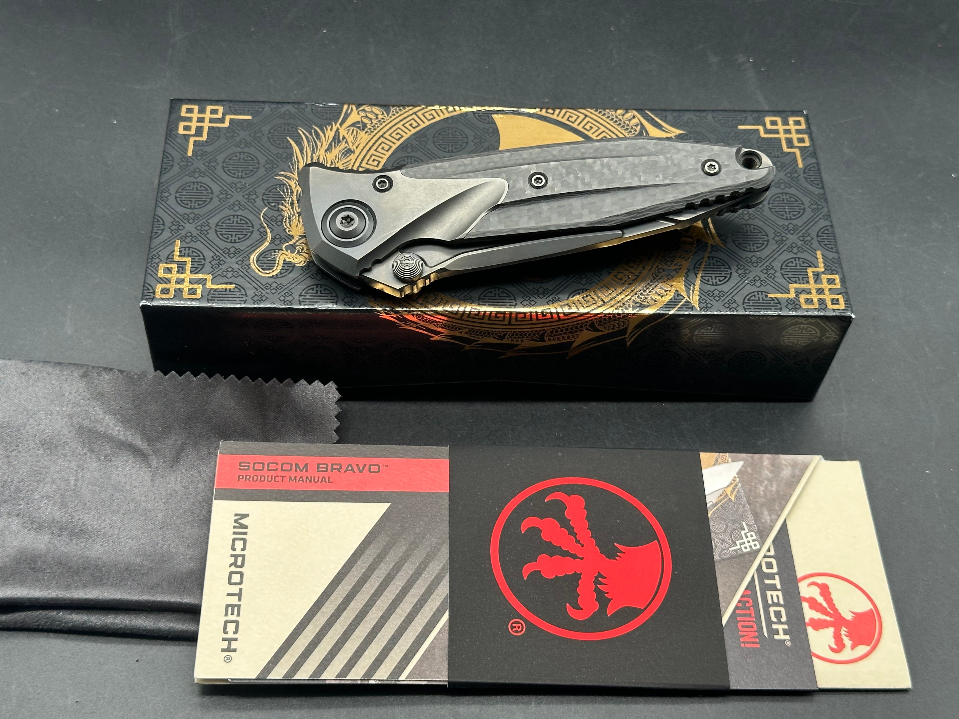 Microtech Knives Socom Bravo DLC Tanto Carbon Fiber