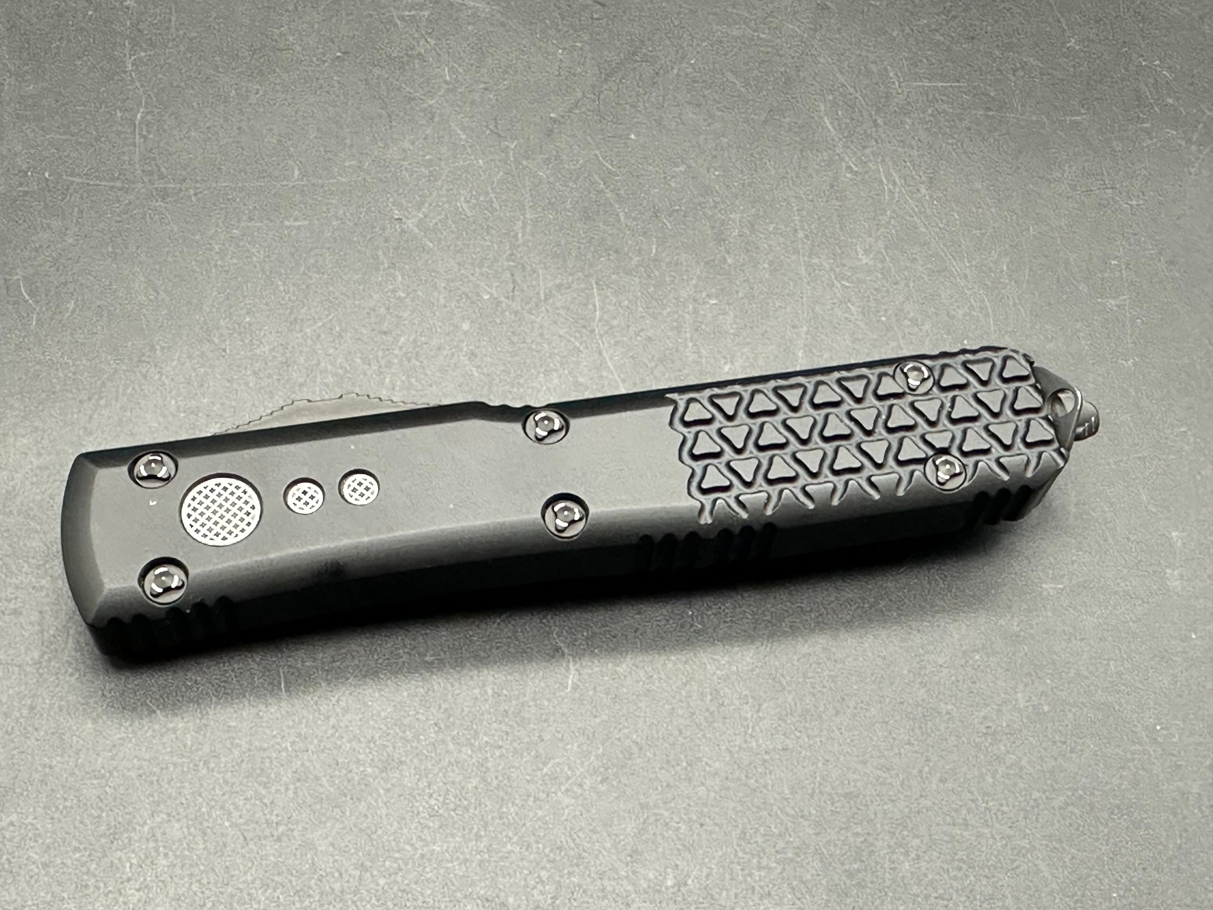 Microtech Ultratech Jedi Knight OTF Knife Black (3.4" Blue)