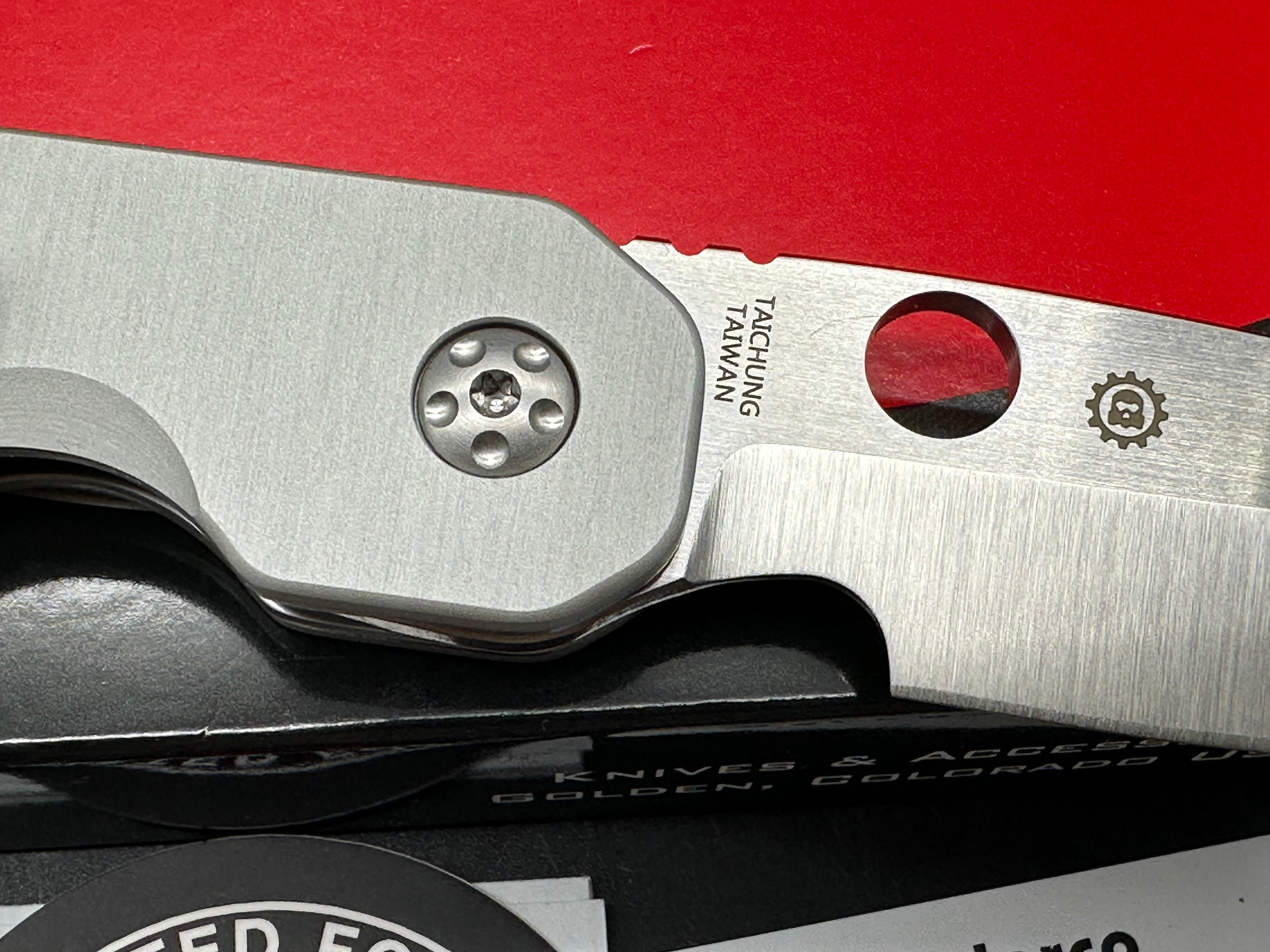Spyderco Smock 3.39" CPM Cru Wear Satin Blade with Blasted Anodized Aluminum Scales