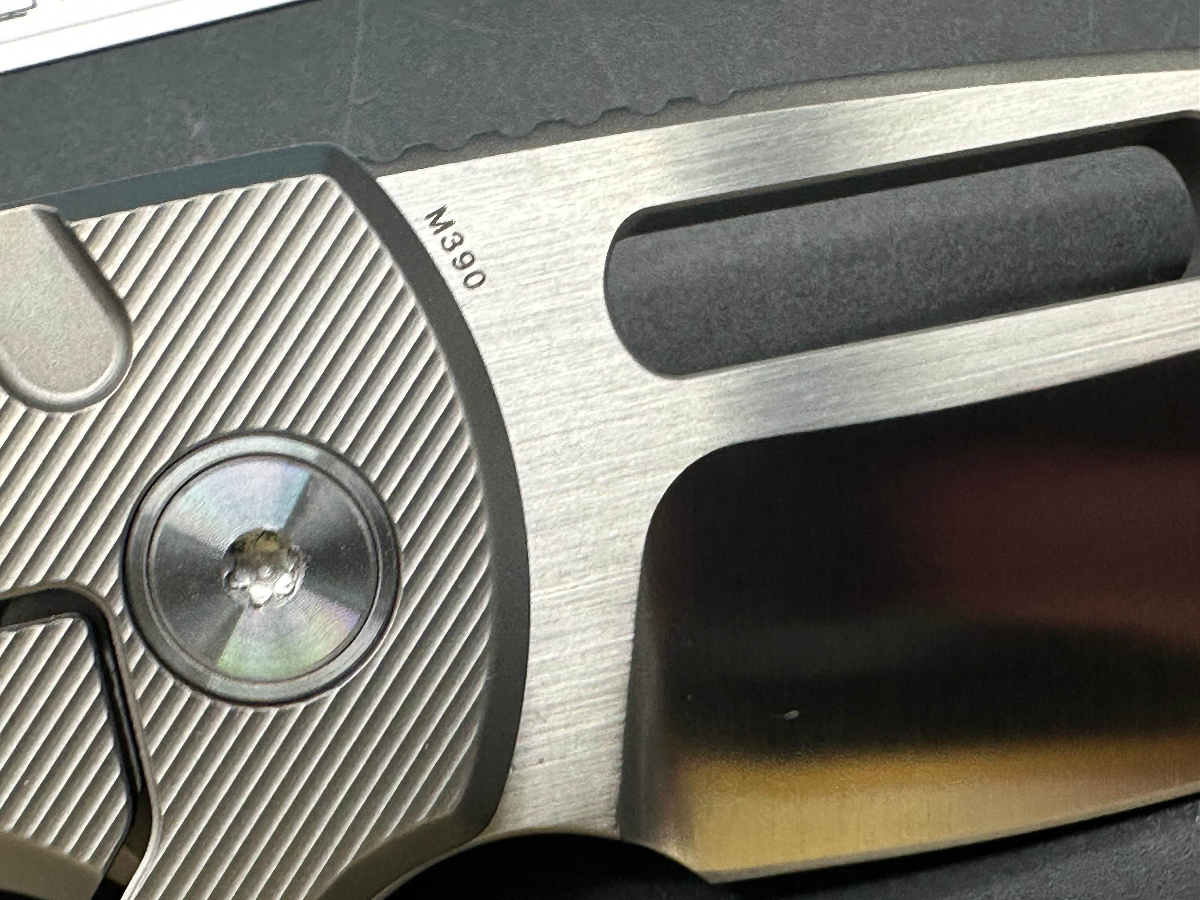 Miguron Arma 3.75” M390 Satin Blade with Titanium Handle in Dark Gray