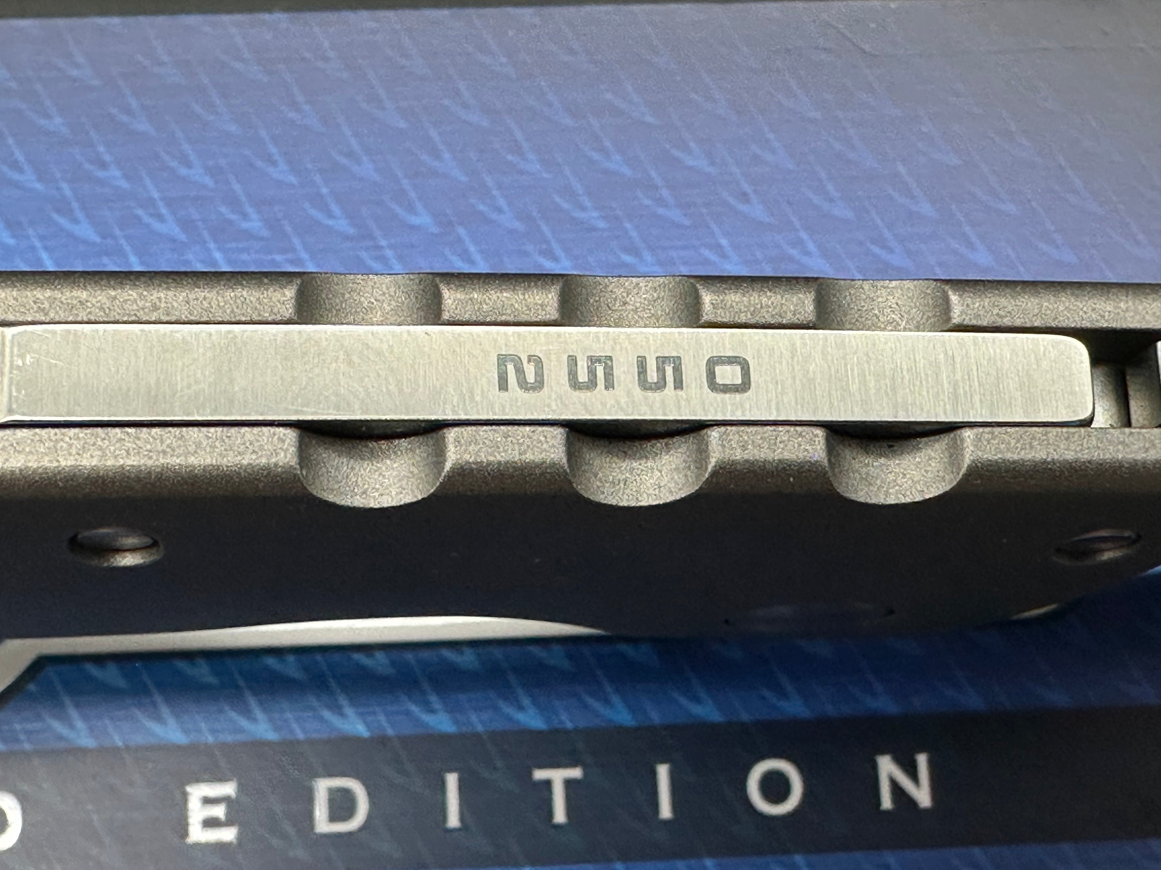 Cold Steel limited edition AD-10 / titanium/CPM-3V satin blade