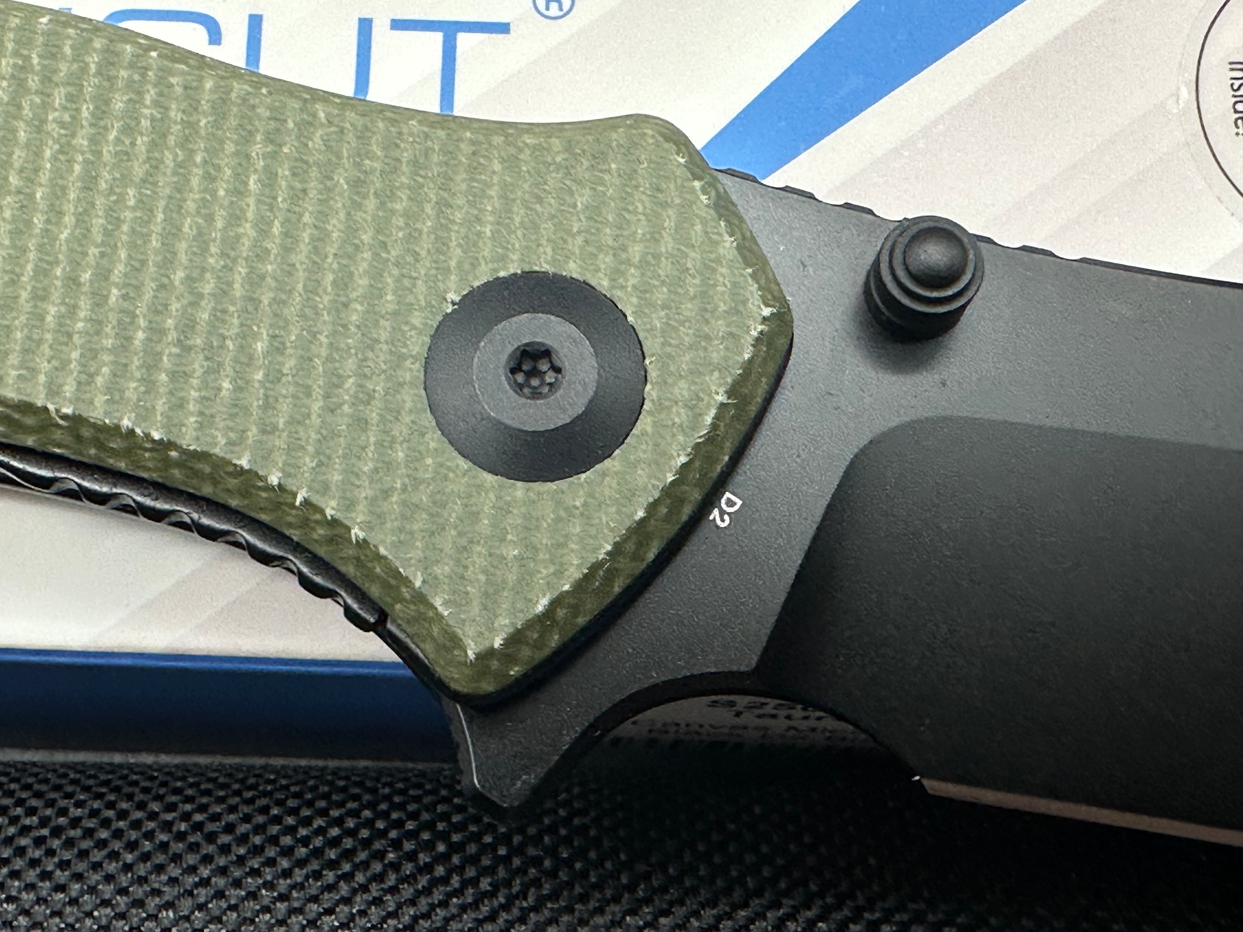 SENCUT TAURON FOLDING KNIFE Olive micarta HANDLE D2 PLAIN EDGE SATIN FINISH