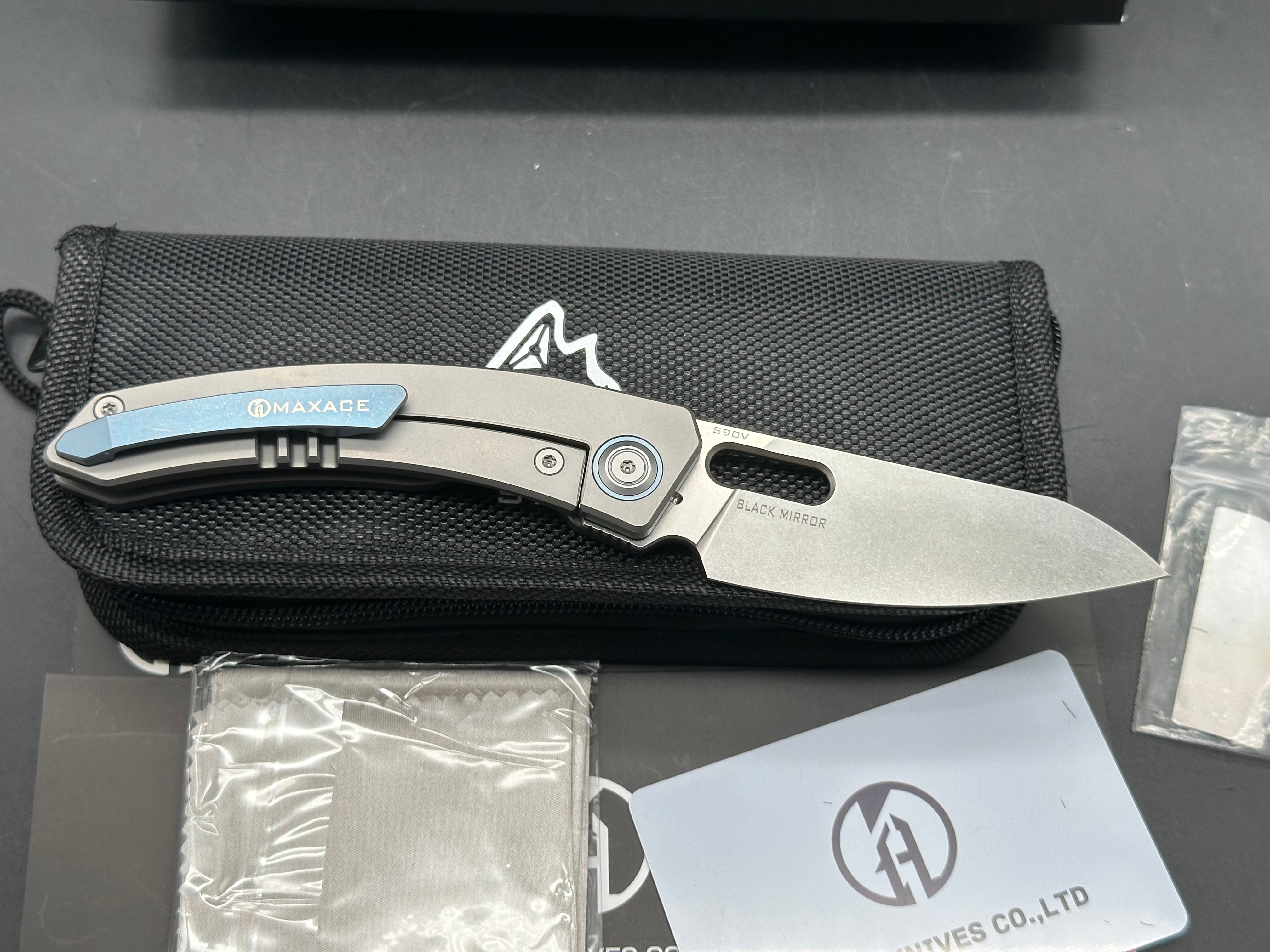 Maxace Black Mirror (NEW), 3.28" CPM S90V Stonewash Blade with Titanium and Carbon Fiber Inlay Handle plus Skiff Bearings Installed