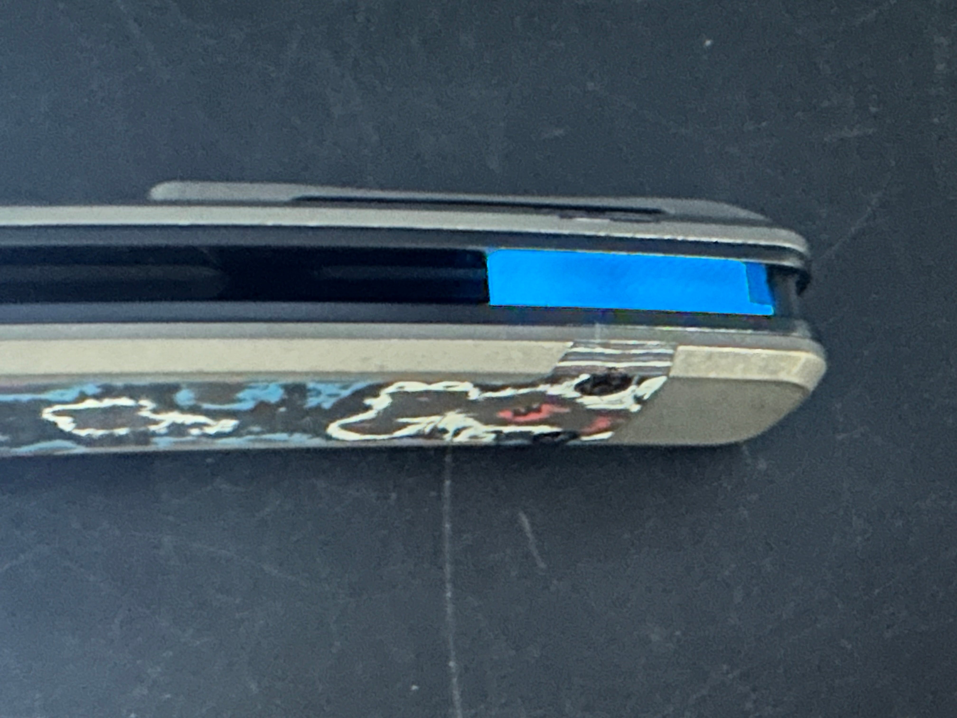 Kizer Ara | S45VN | Titanium & Camo Carbon 54/80