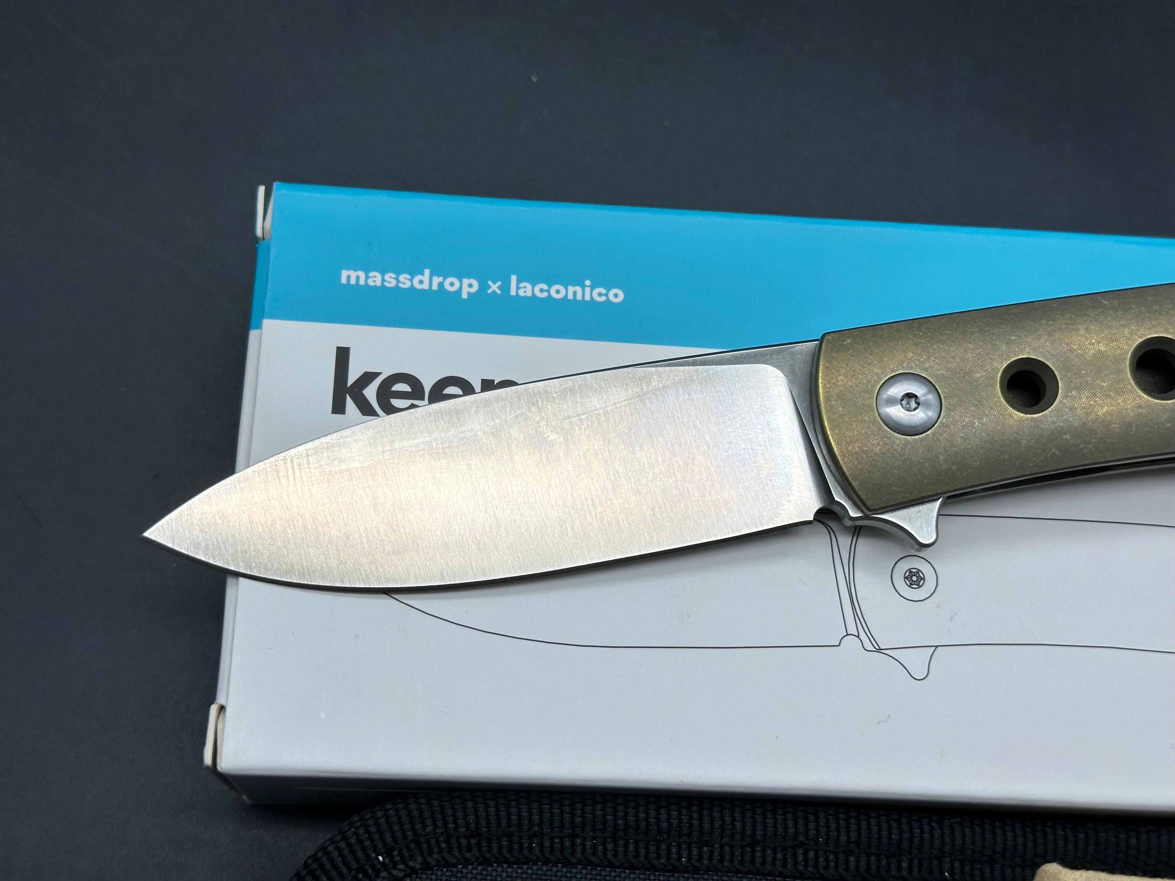 Massdrop Laconico Keen, S35VN blade, anodized tumbled titanium handle