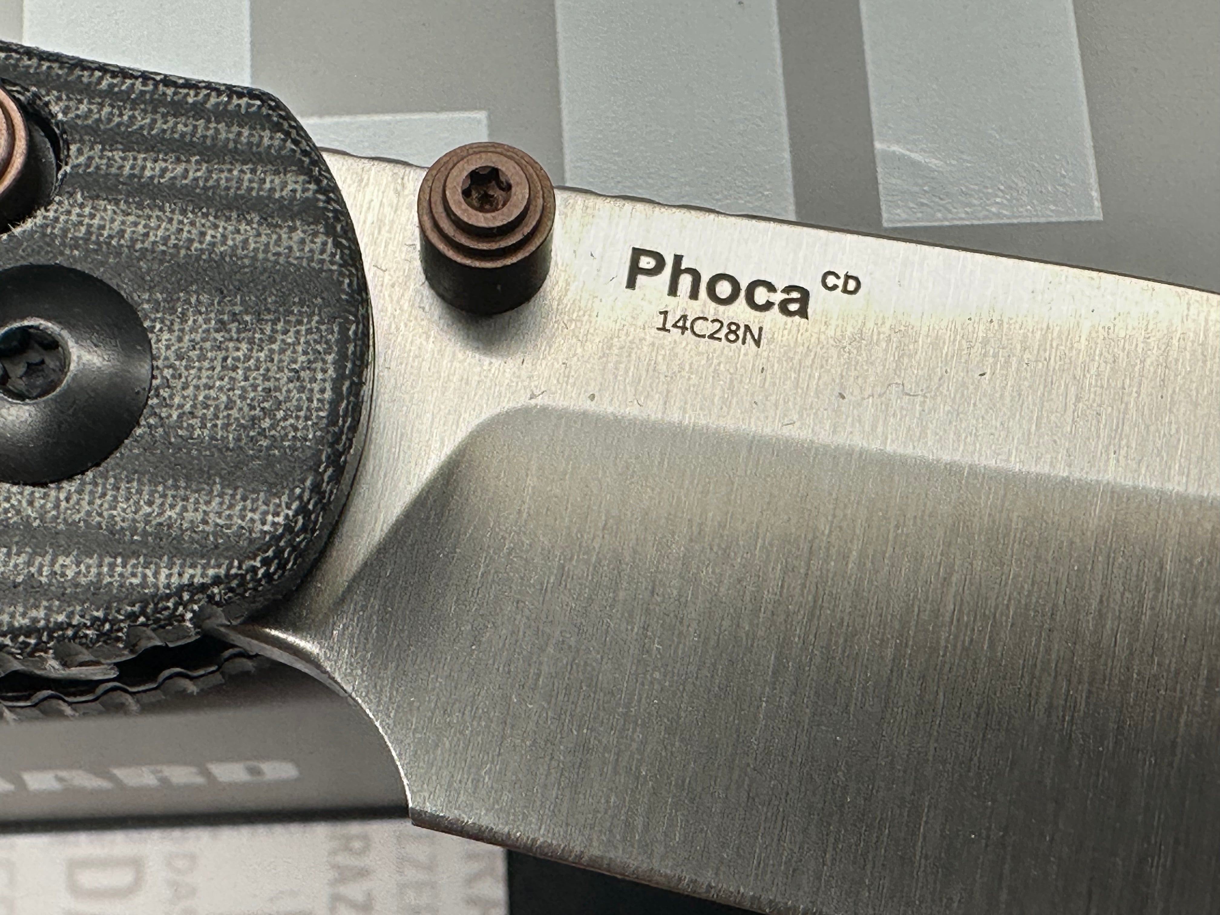 KIZER PHOCA CD FOLDING KNIFE BLACK NORPLEX ULTREX MICARTA HANDLE 14C28N DROP POINT PLAIN EDGE SATIN FINISH