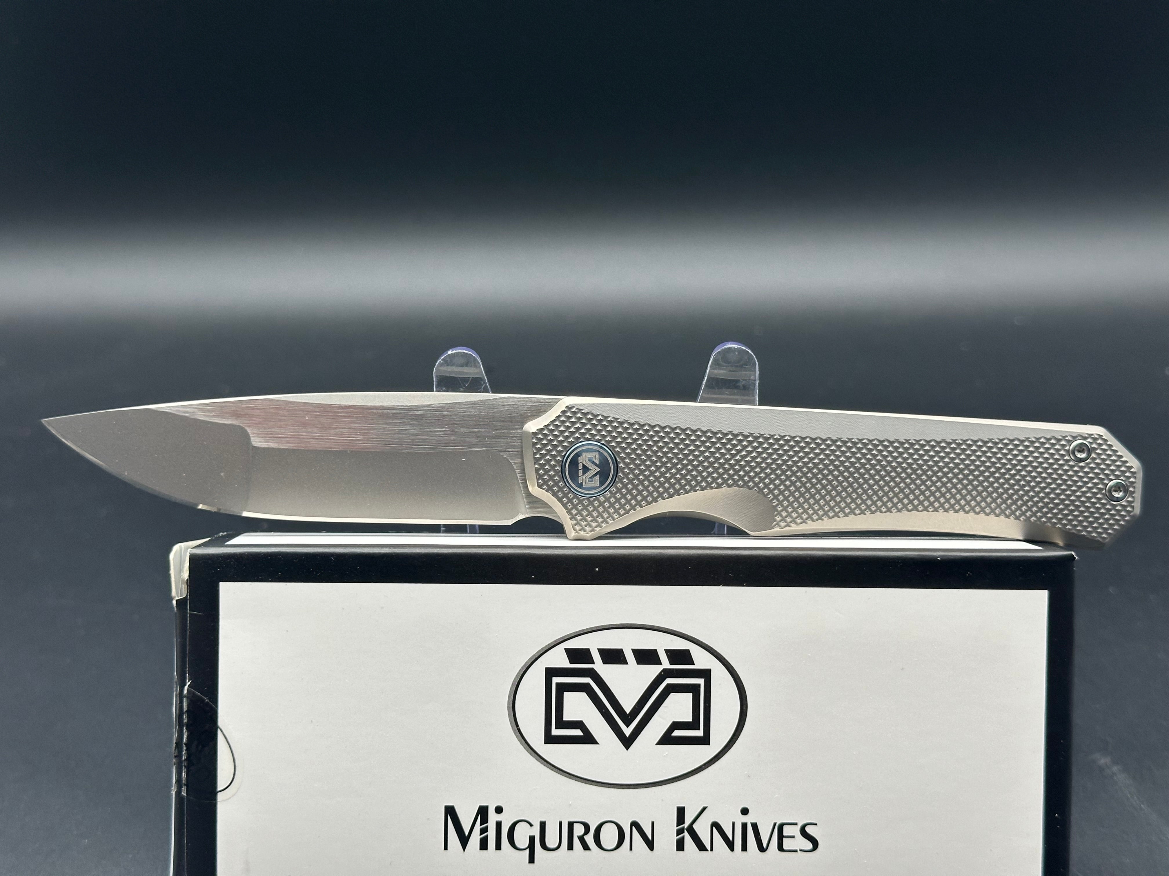 Miguron Koraki Silver Titanium handle w/S90V blade