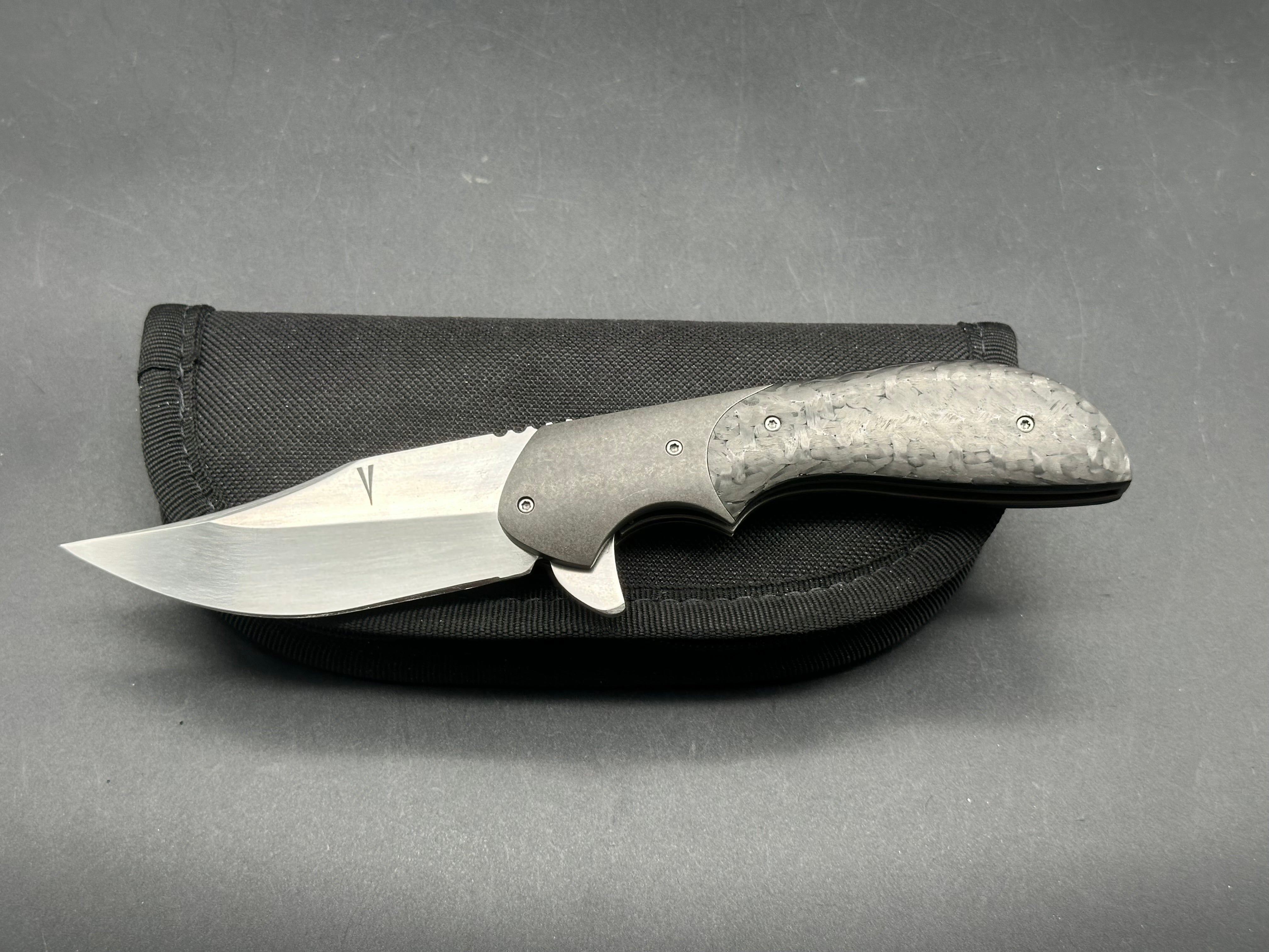 Jeff Vandermeulen custom Mini Intro, hand rubbed satin blade, titanium handle with carbon fiber inlay, tip up Mokuti clip