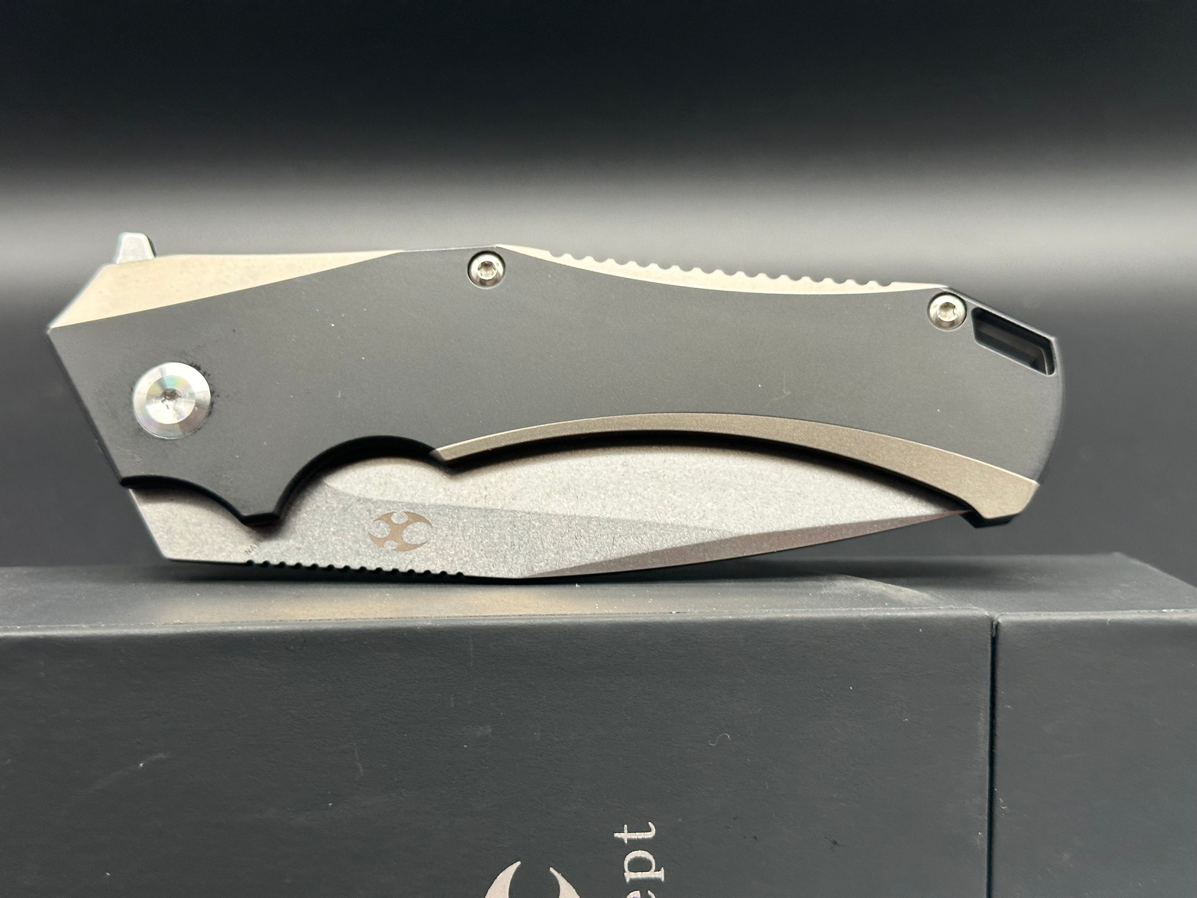 KANSEPT HELLX FOLDING KNIFE BLK COATING TI HANDLE S35VN PLAIN EDGE K1008A1