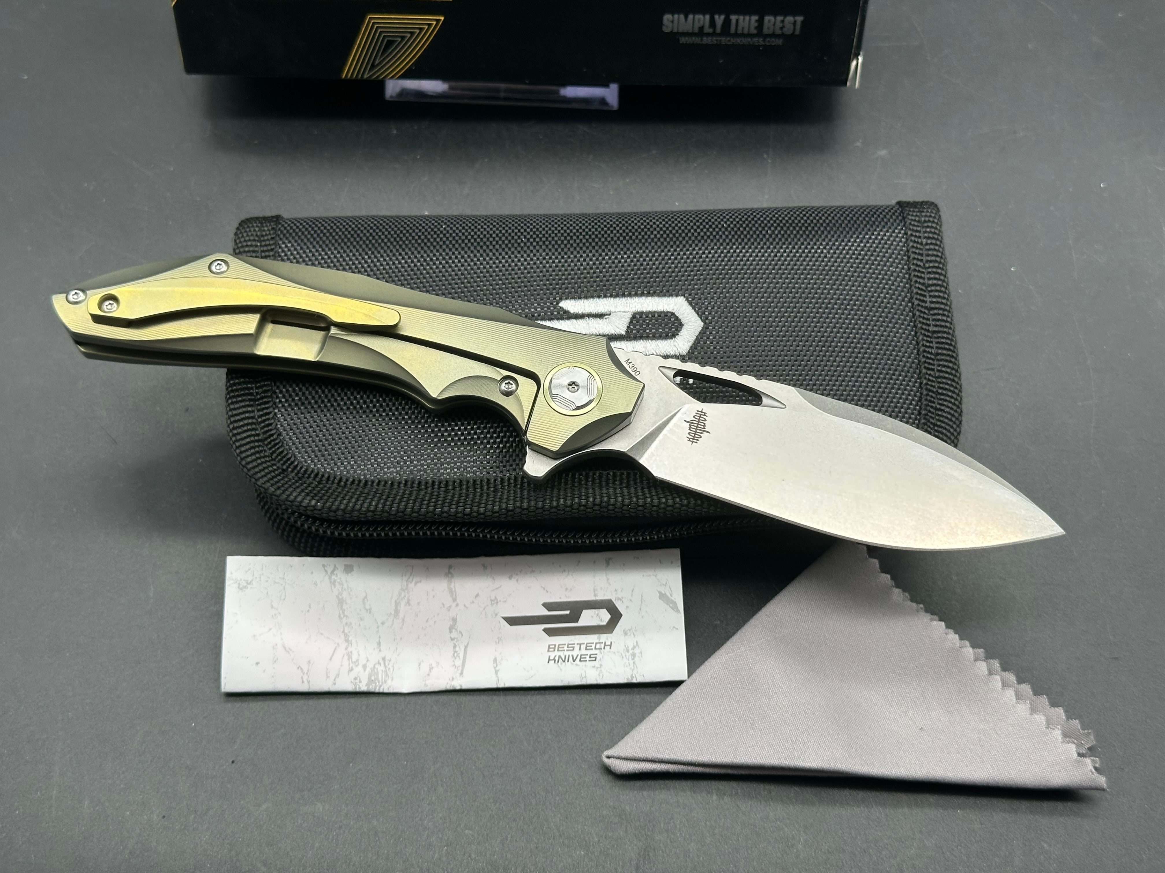 Bestech Eskra, Bohler M390 blade stonewash, gold titanium handle