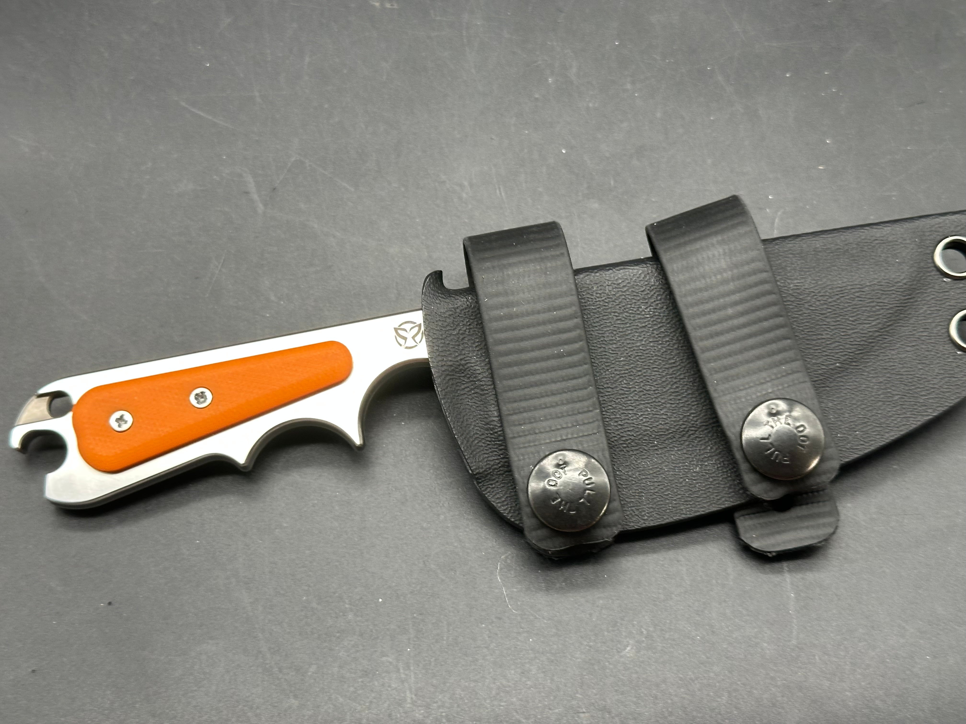 PMP Fixed Blade Pitbull/g 10 handle/ D2 satin blade