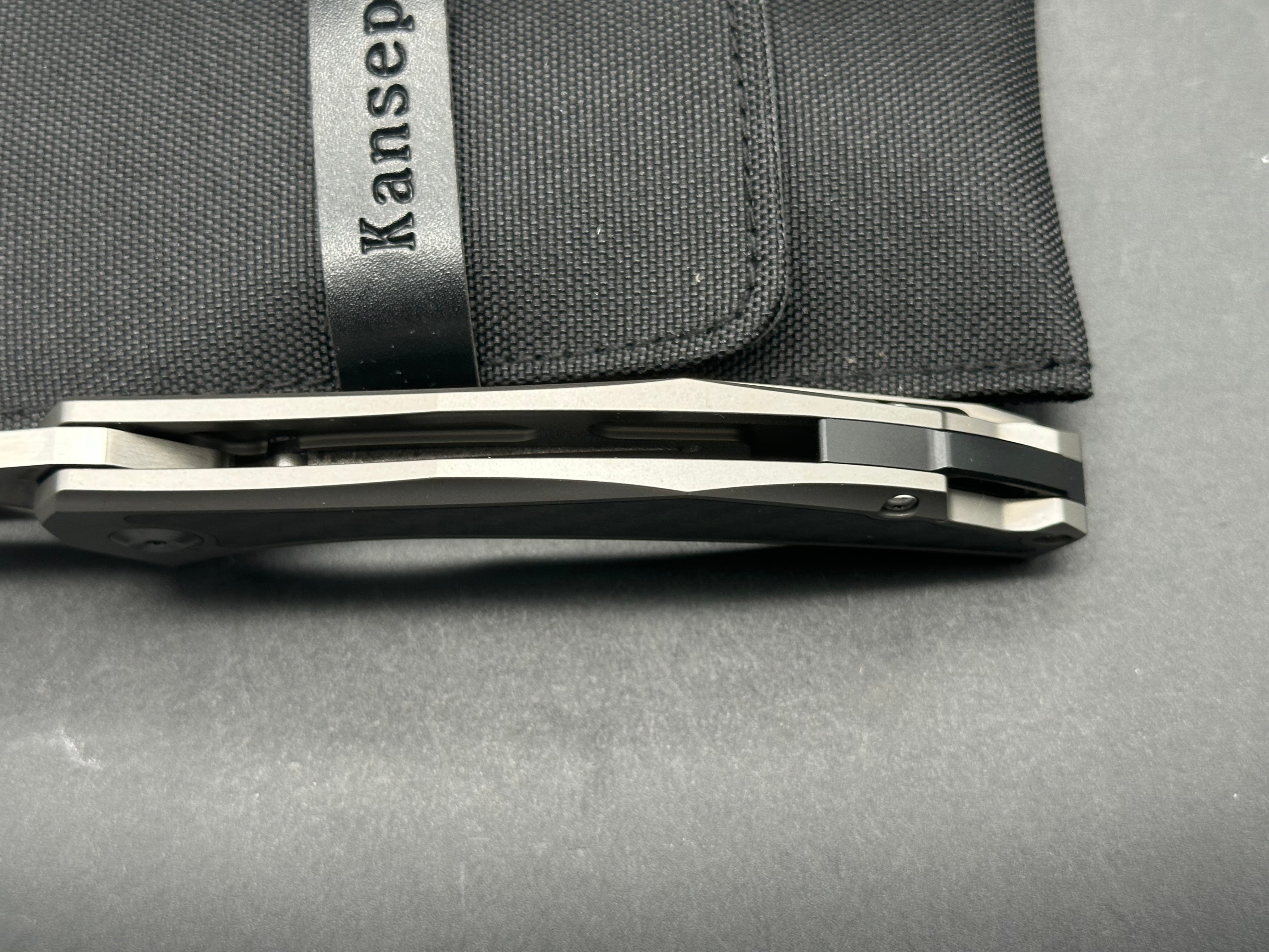 Kansept Spirit S35VN blade, carbon fiber handle insert