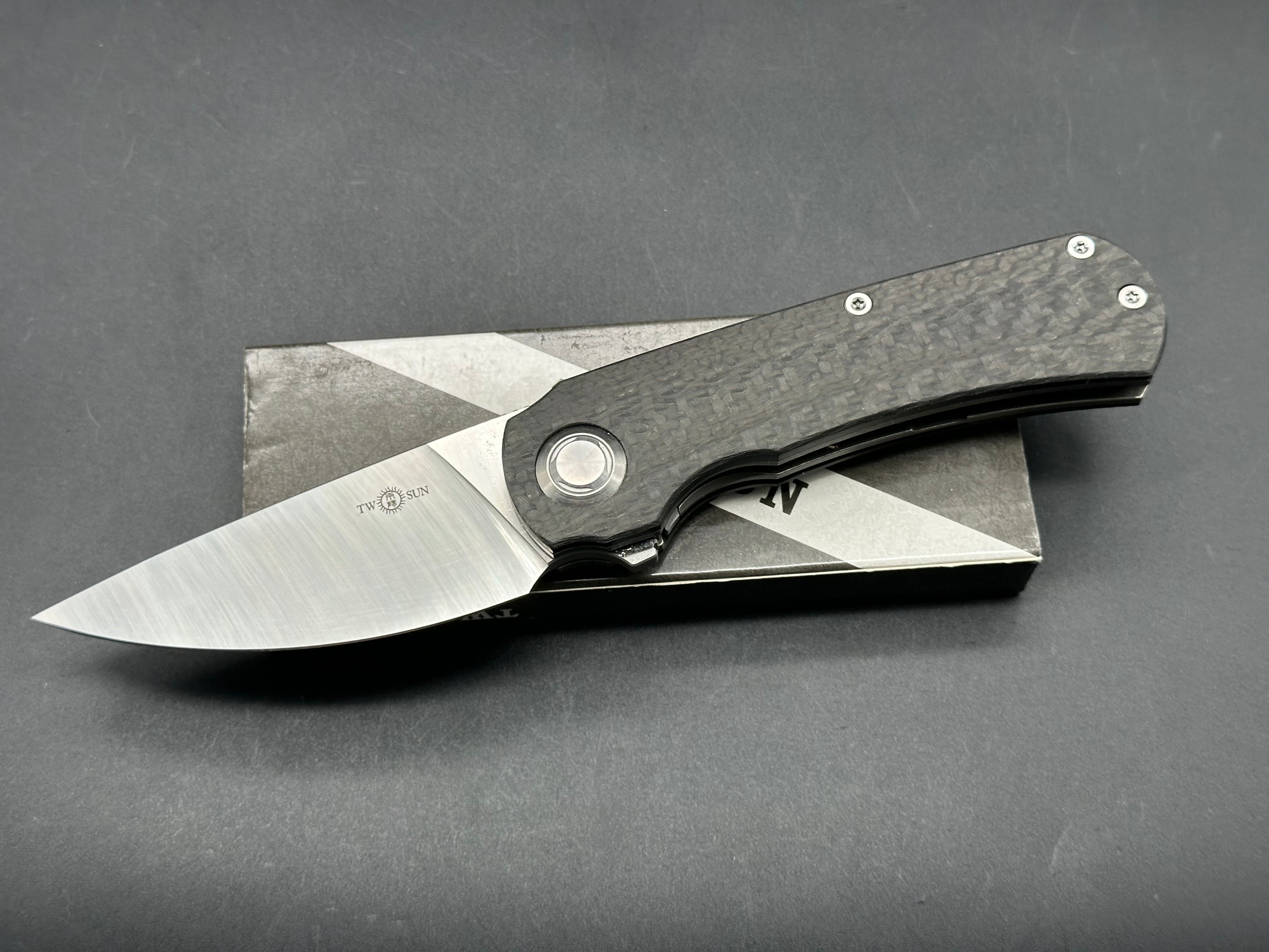 TWOSUN FOLDING KNIFE BLACK TITANIUM CARBON FIBER HANDLE 14C28N PLAIN EDGE TS243