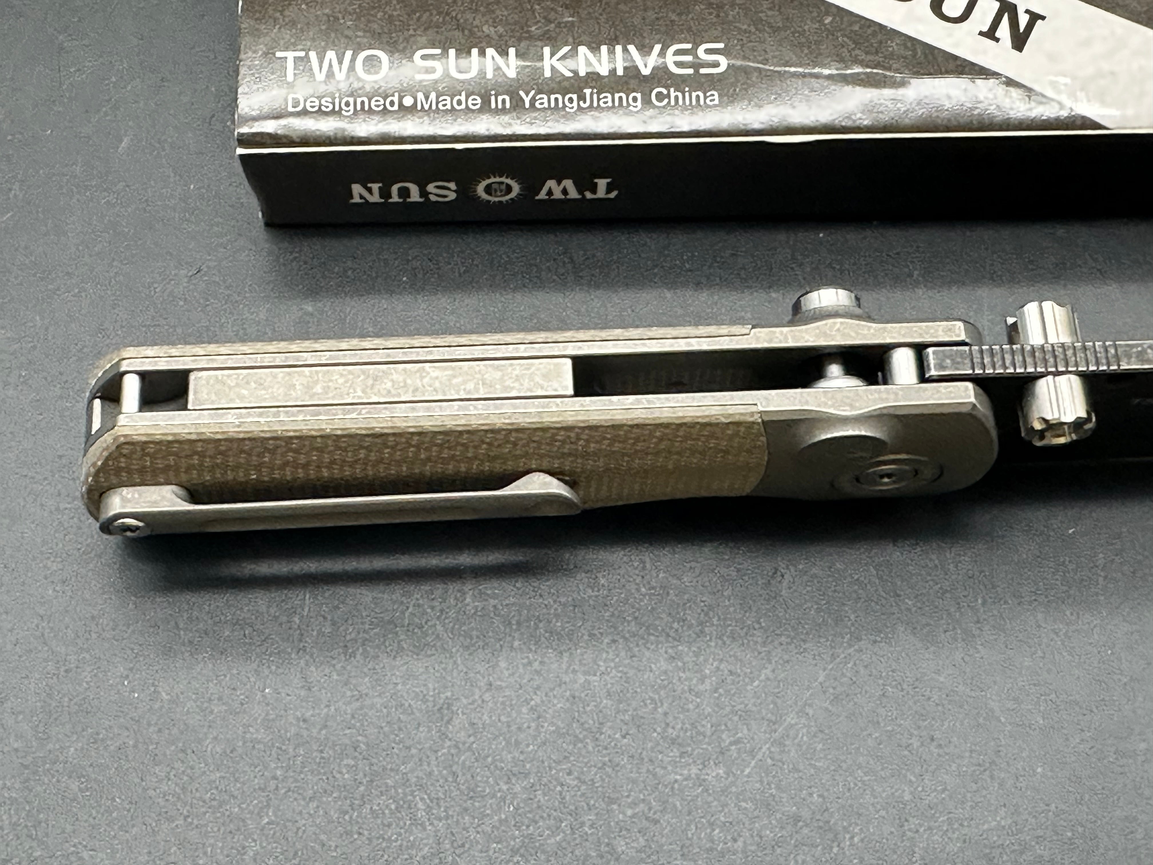 TWOSUN TS338 BUTTON LOCK POCKET KNIFE TAN MICARTA TITANIUM HANDLE D2 PLAIN EDGE