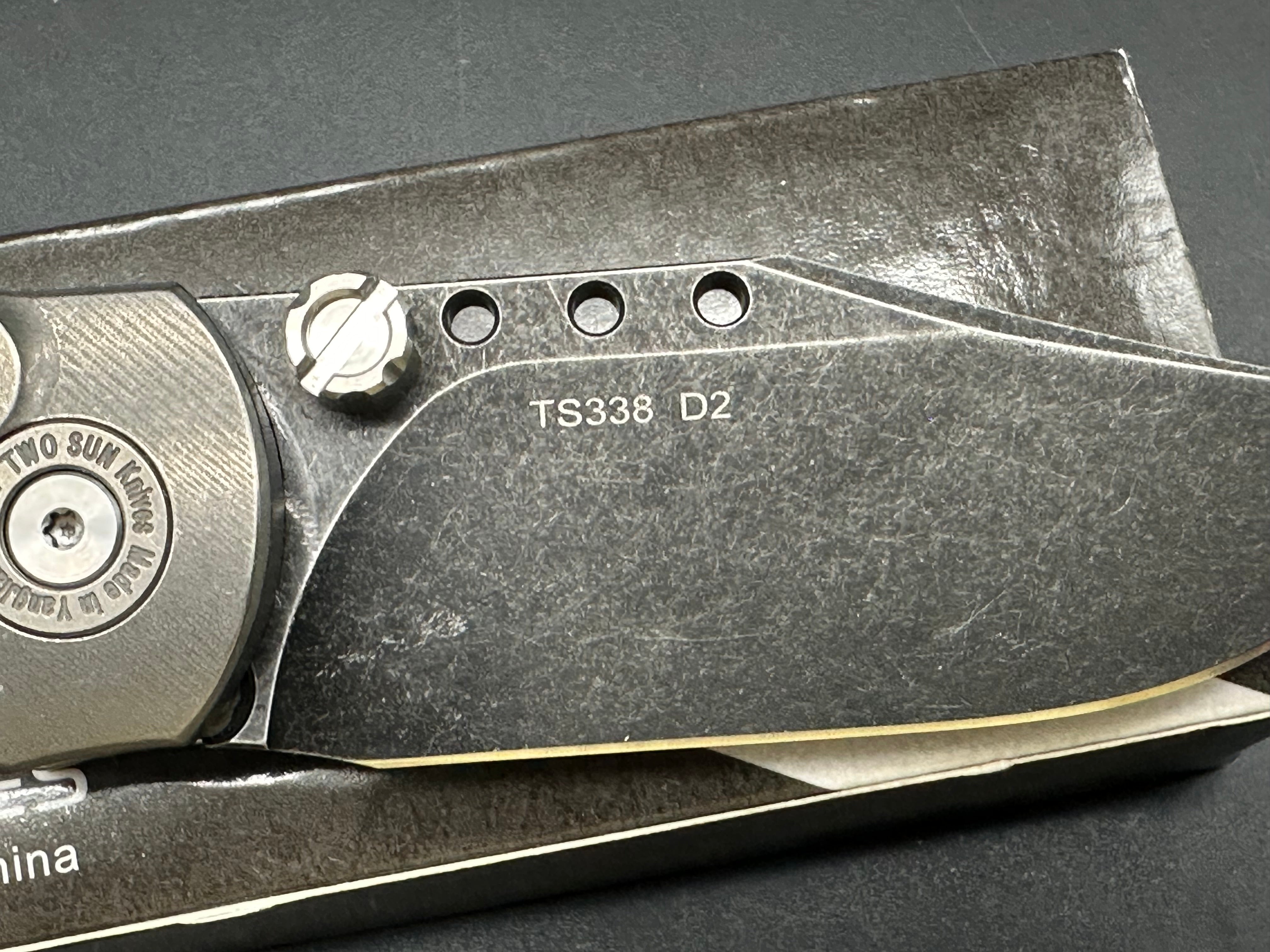 TWOSUN TS338 BUTTON LOCK POCKET KNIFE TAN MICARTA TITANIUM HANDLE D2 PLAIN EDGE