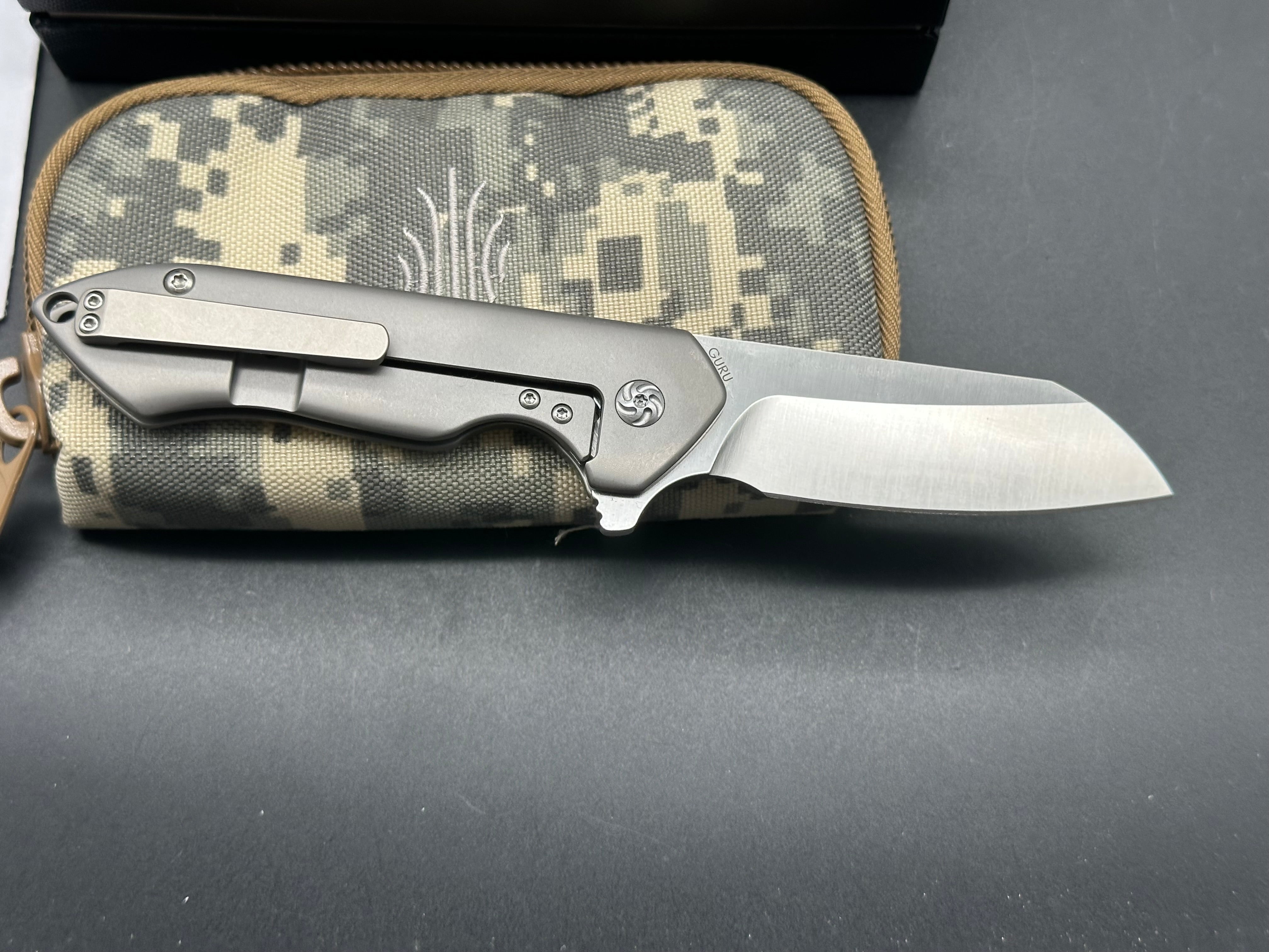 Kizer Knives Guru, Ki 3504K1, Matt Degnan design, S35VN blade, titanium handle