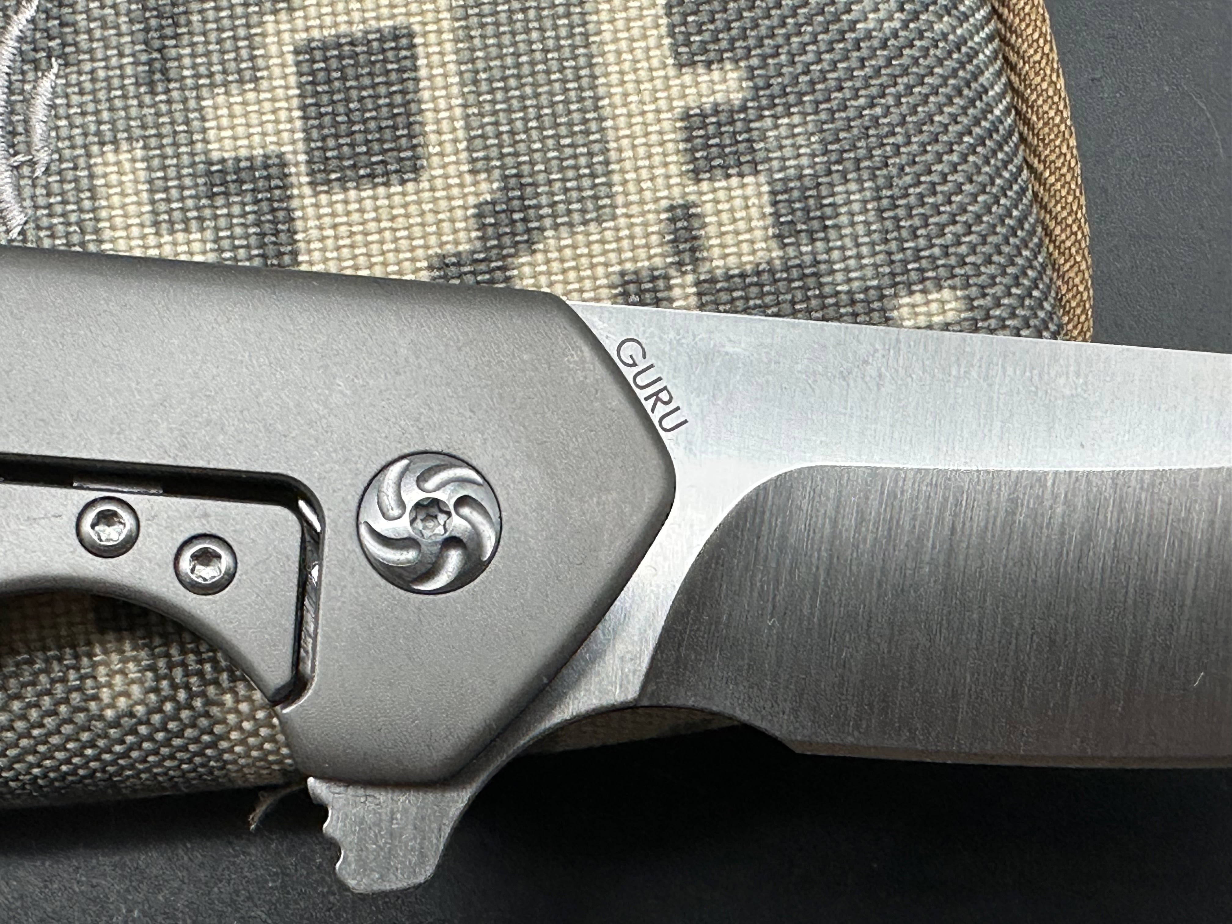 Kizer Knives Guru, Ki 3504K1, Matt Degnan design, S35VN blade, titanium handle