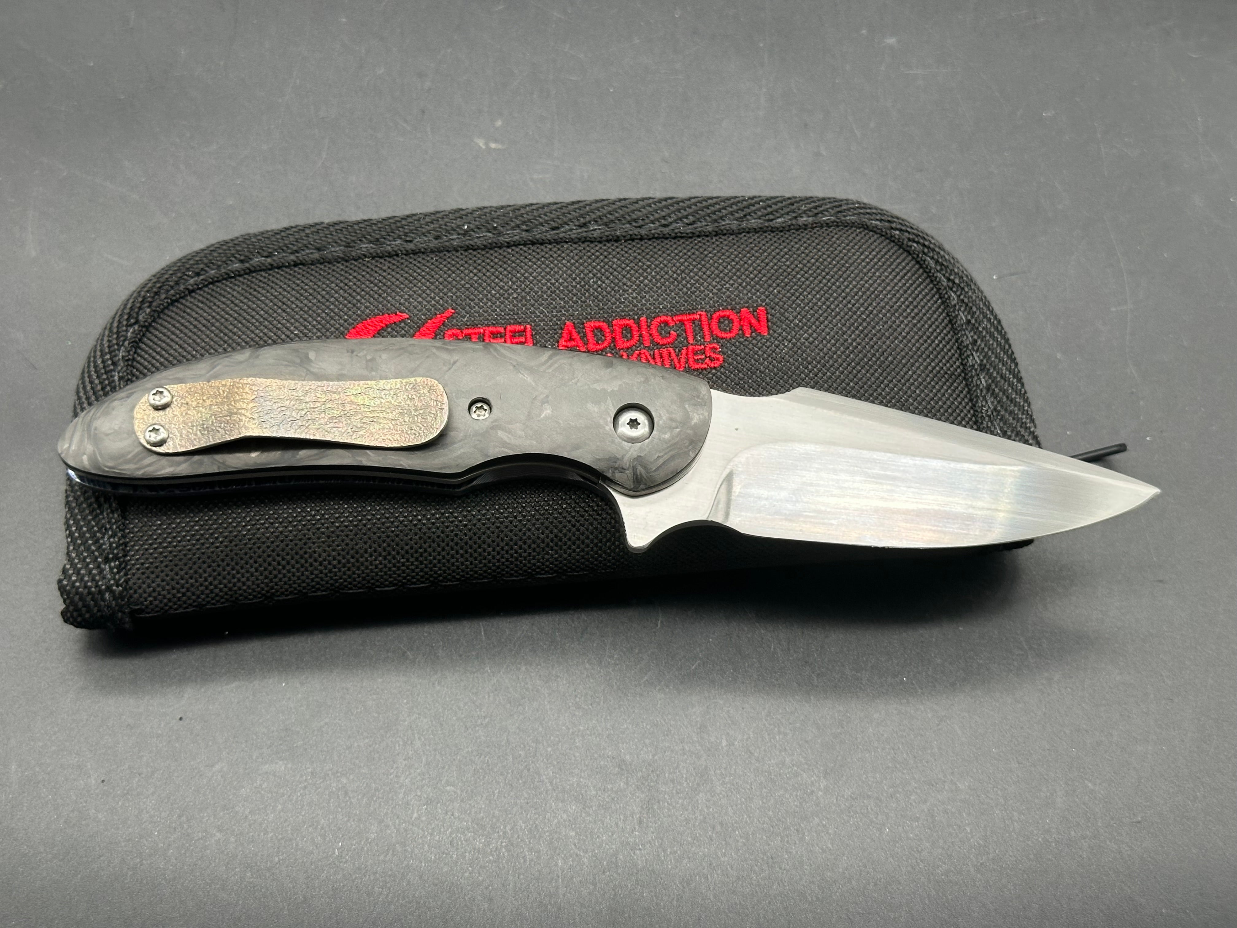 Pat Hammond custom one off Trilogy, hand rubbed satin CPM-154 blade, heat colored Mokuti show scale