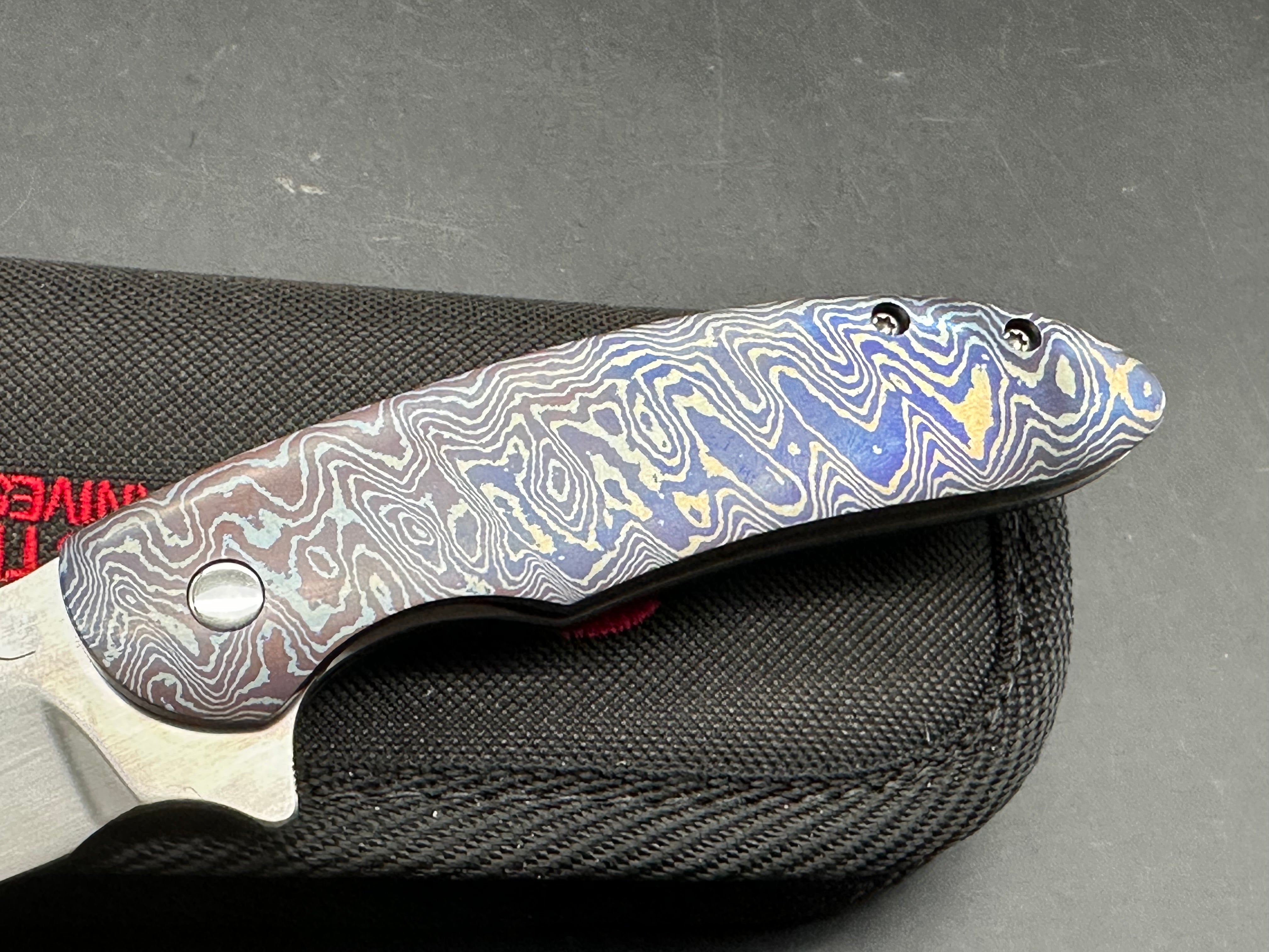 Pat Hammond custom one off Trilogy, hand rubbed satin CPM-154 blade, heat colored Mokuti show scale