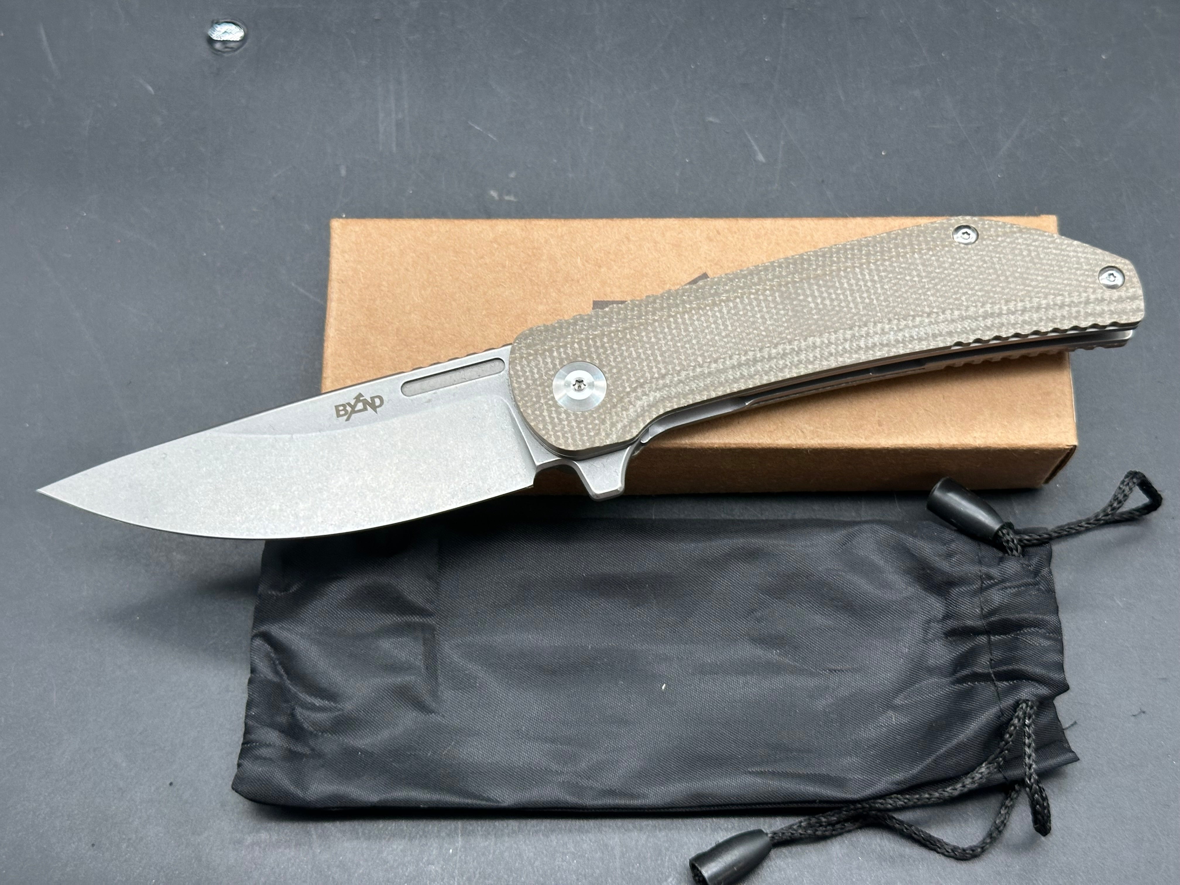 B'yond EDC Custos VG 10 Stonewash blade