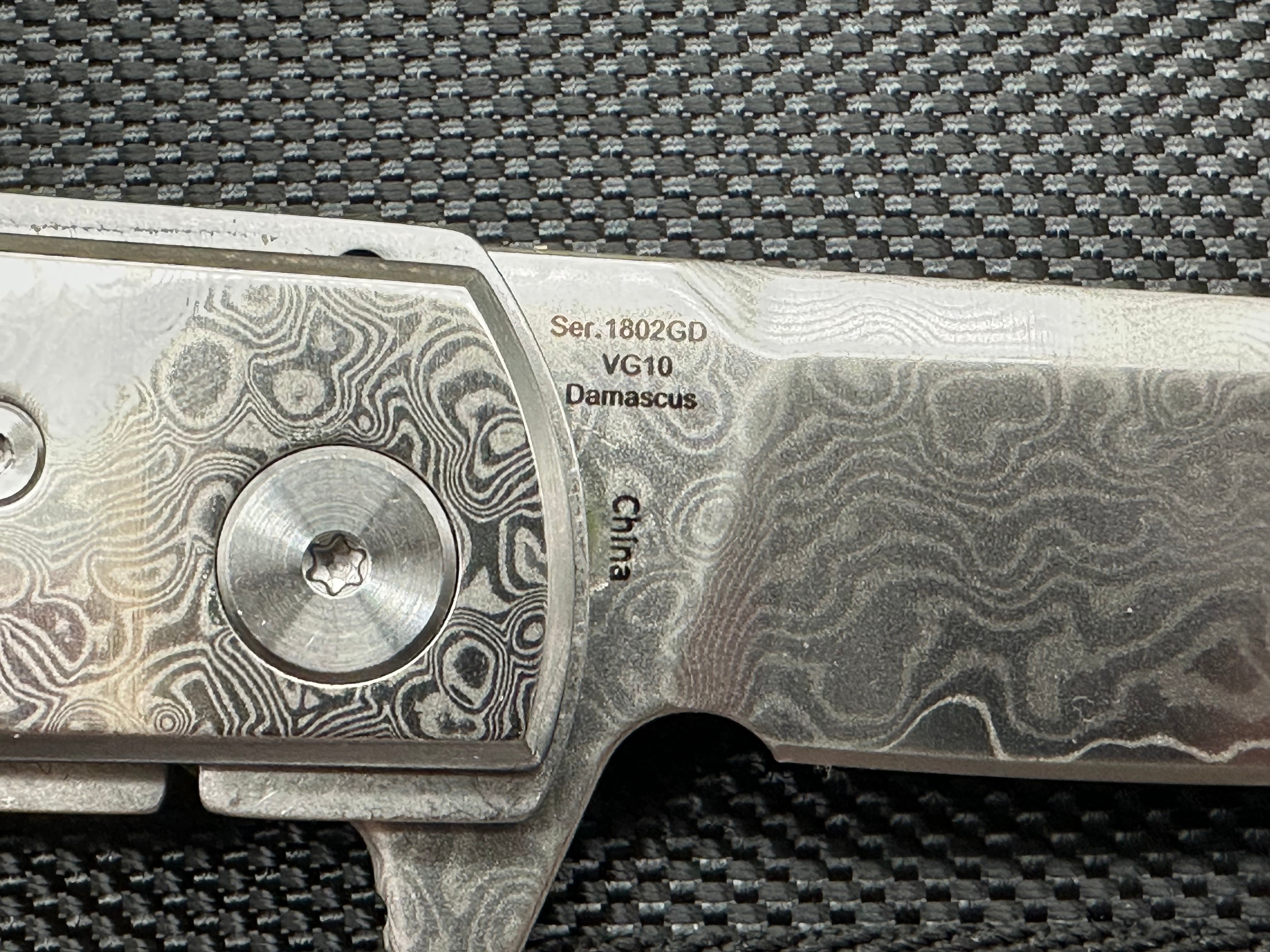 Artisan Cutlery Classic model1802GD, Damascus blade, G10 handle