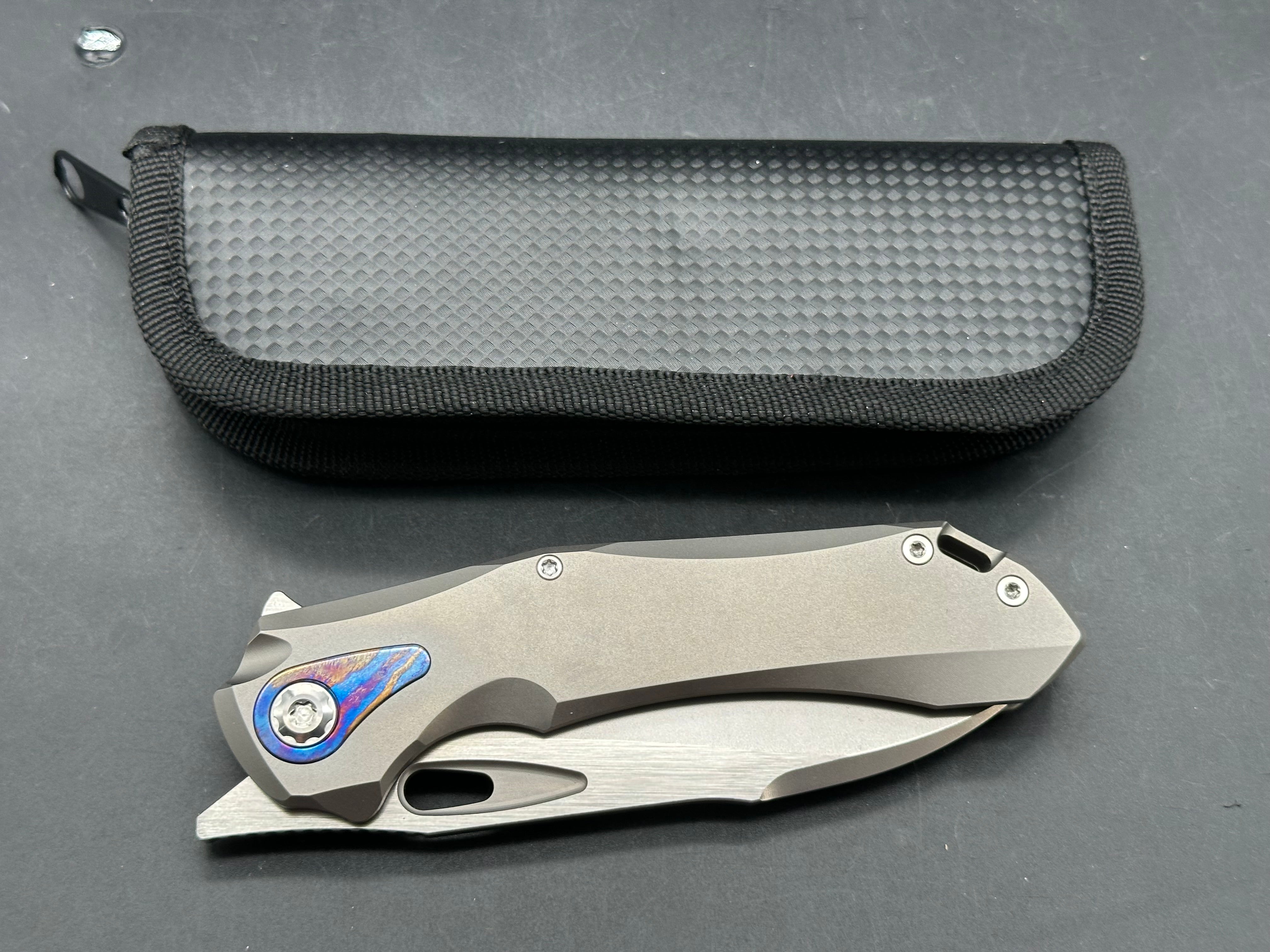 Sitivien ST 276 M390 Steel blade with Timascus inlays