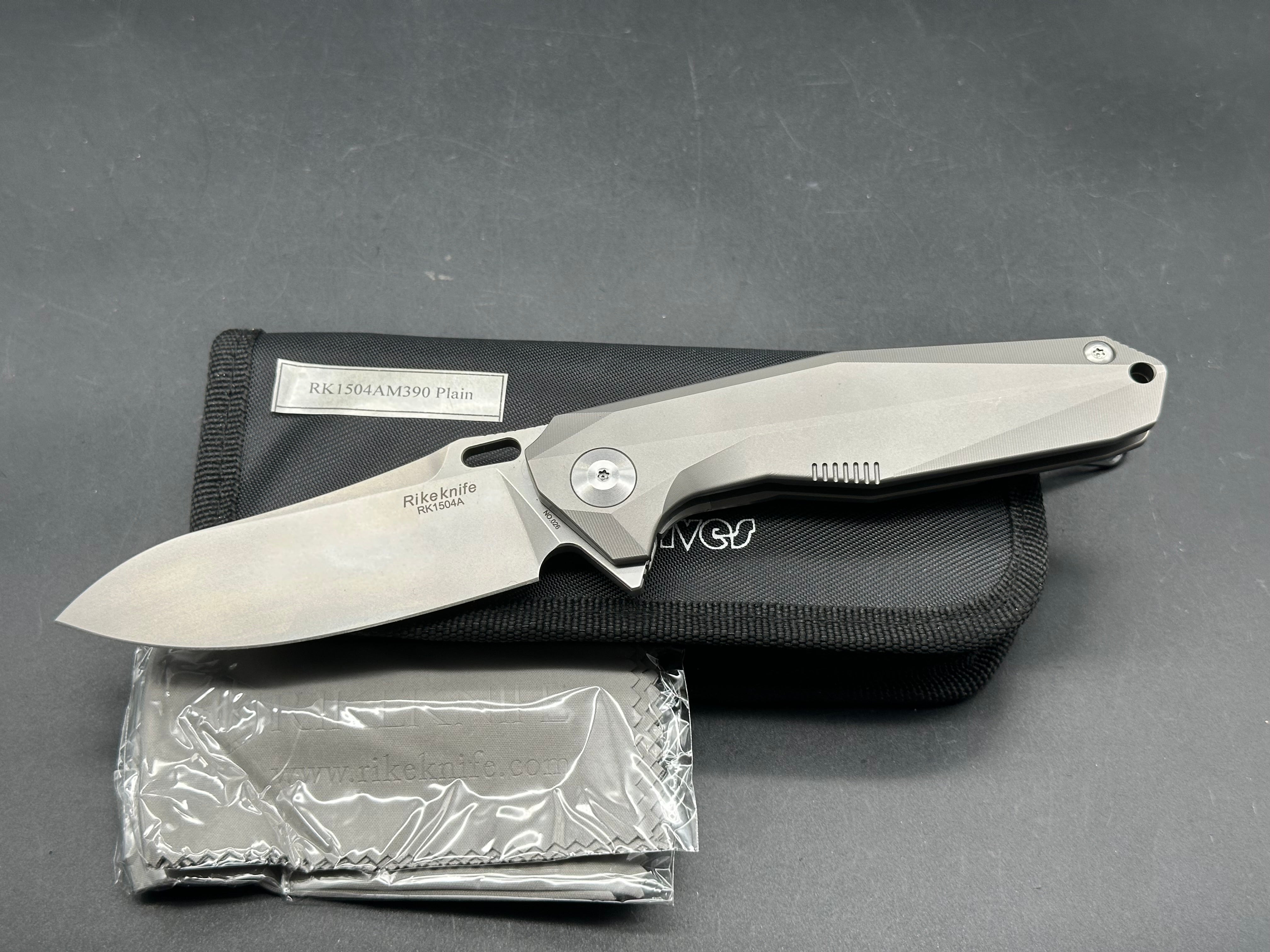 Rike Knives 1504A, M390 blade, titanium handle