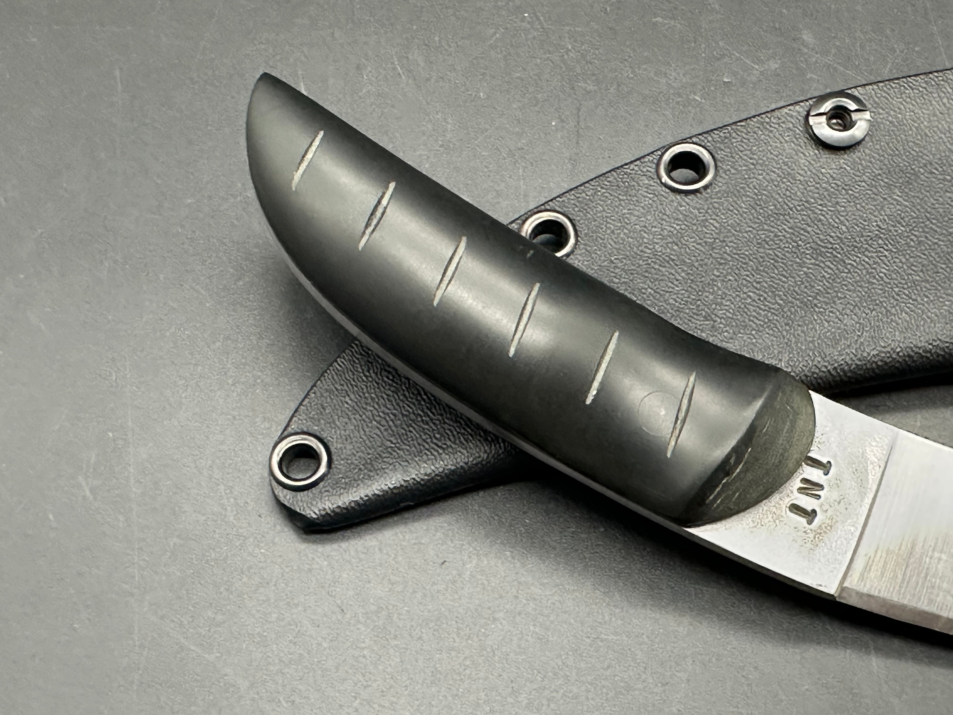 The Love Handle From Wingard Wearables