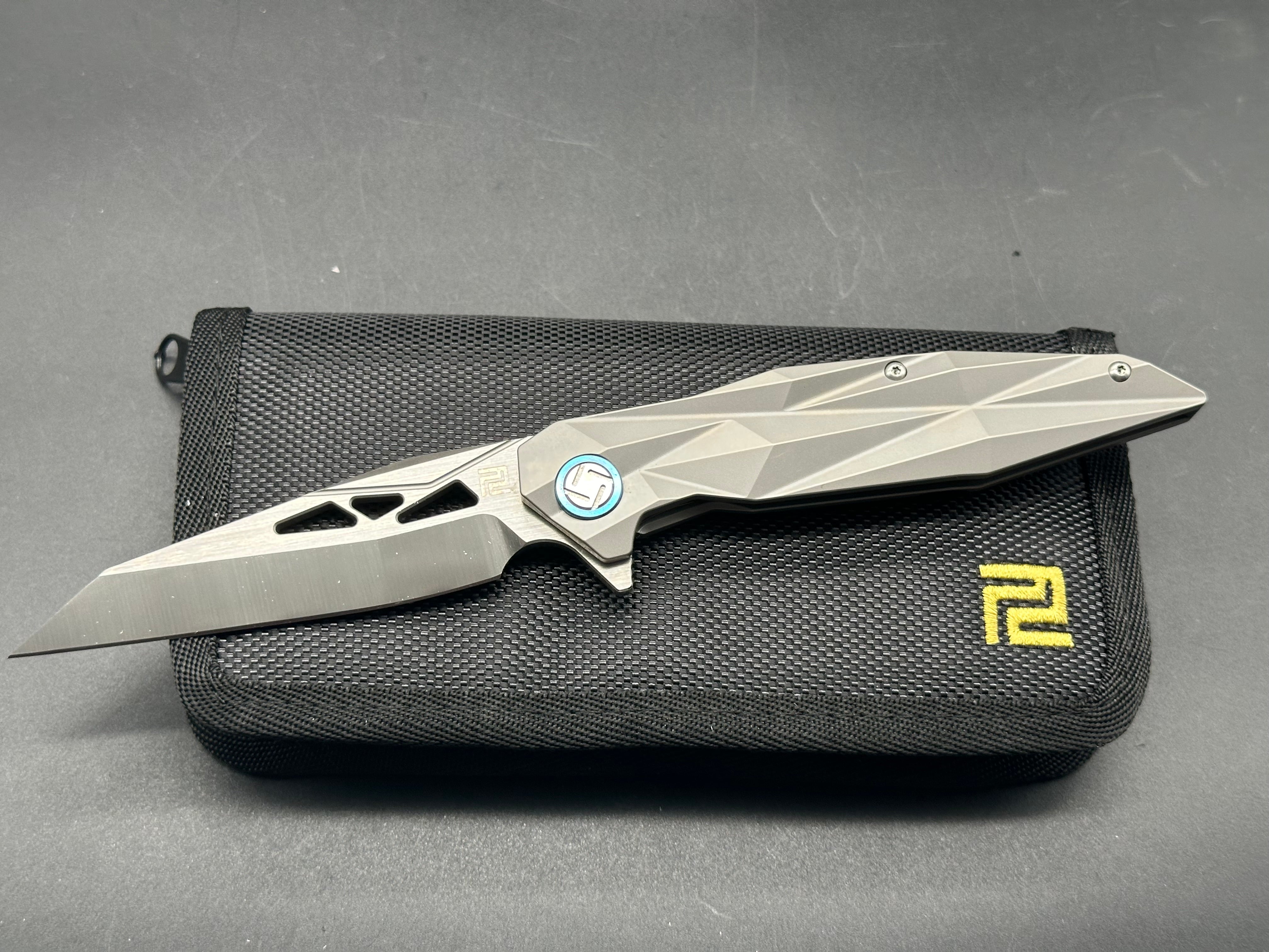 Artisan cutlery Cygnus S35VN Reverse Tanto Blade, Milled TI Handle