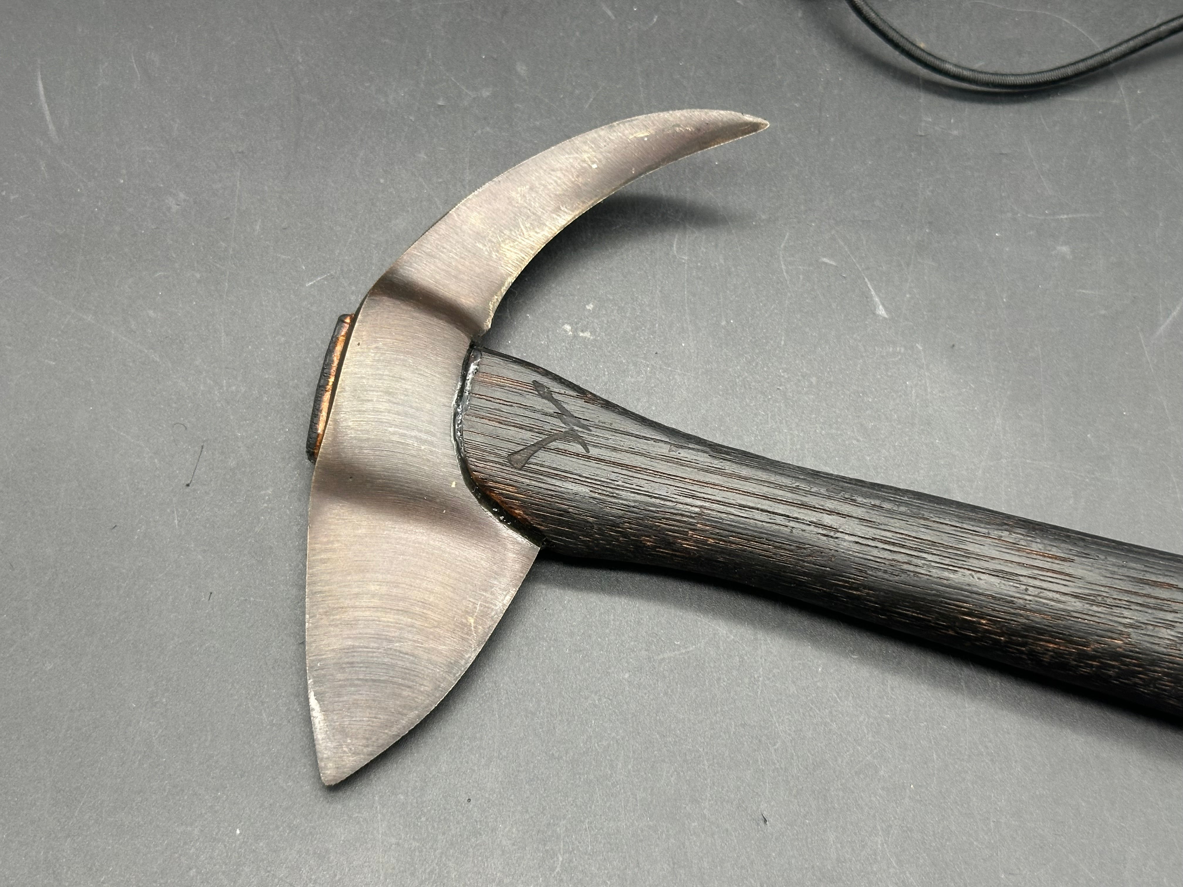 The Empress Tomahawk from Wingard Wearables