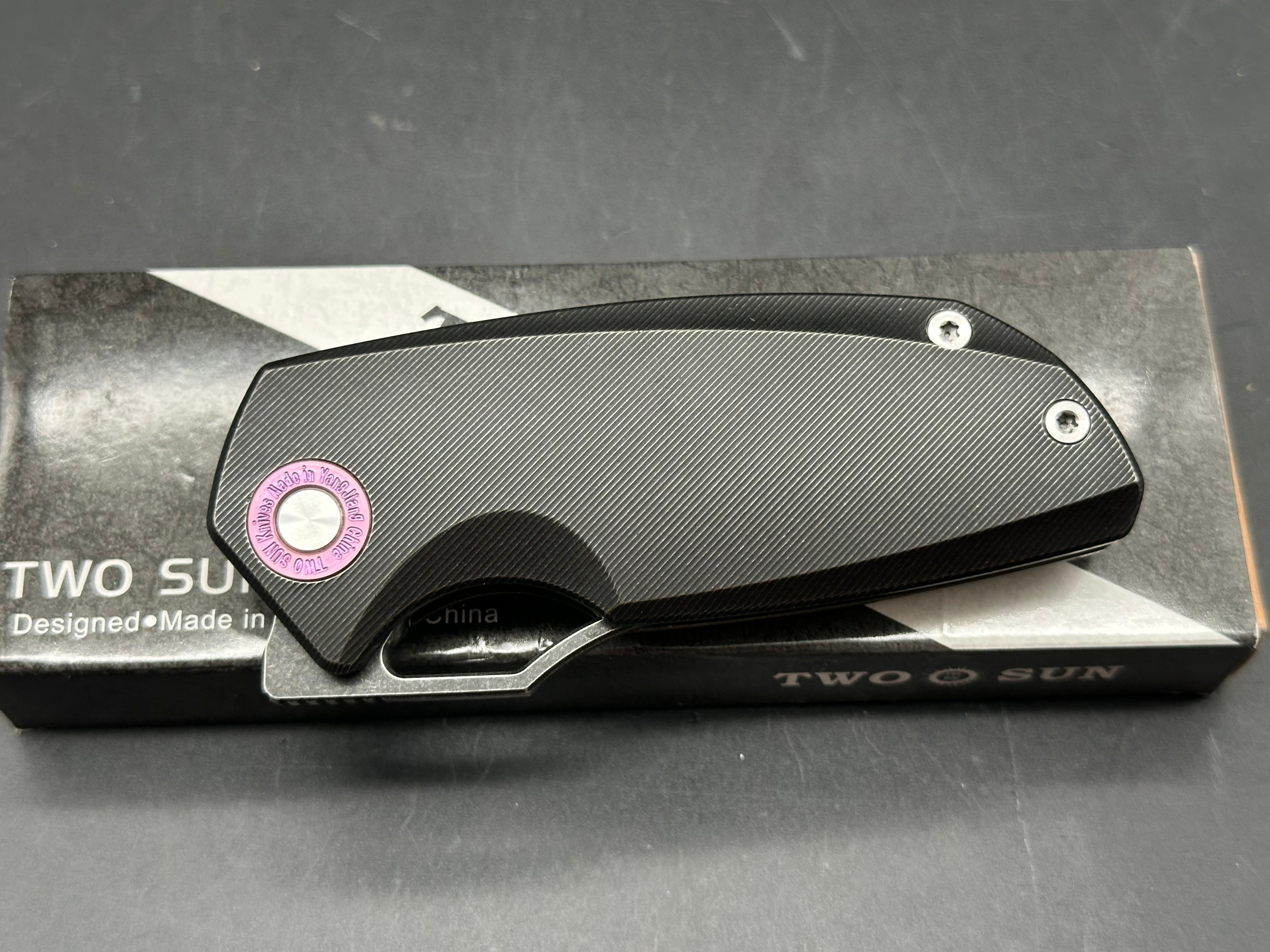 TwoSun Folding Knife Black Titanium Handle 14C28N Plain Edge TS498-14C28N-Black