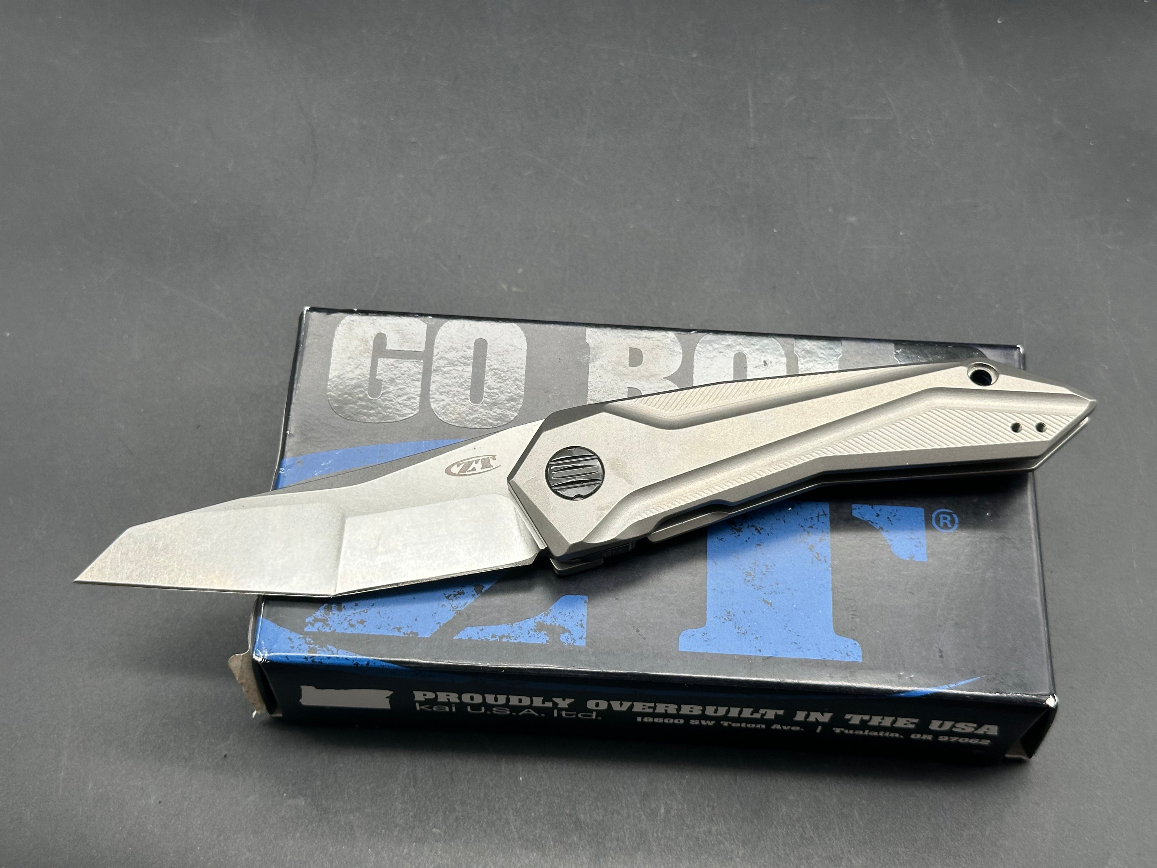 Zero Tolerance 0055 SLT, S35VN blade stonewash, titanium handle