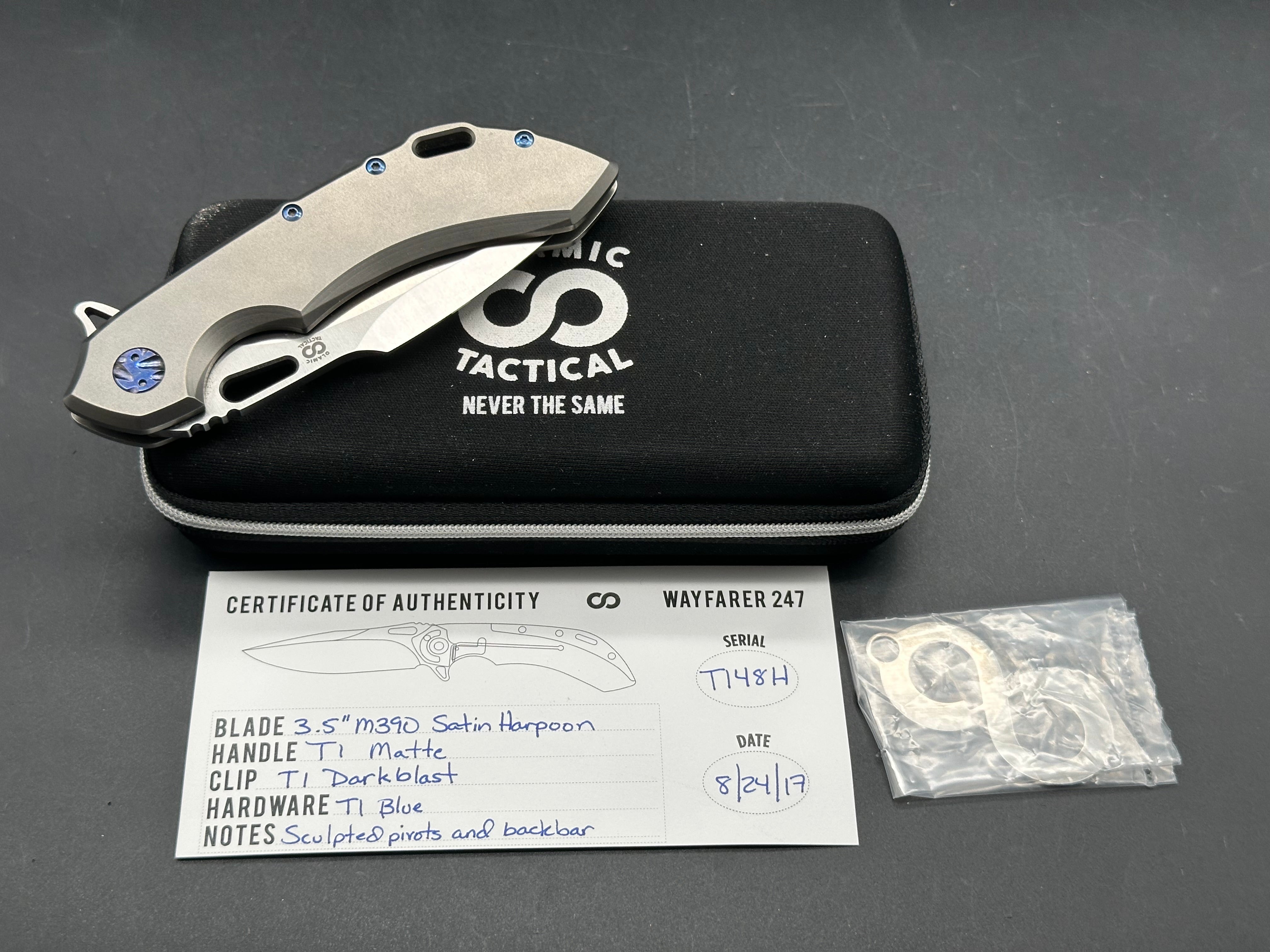 Olamic Wayfarer, M390 satin blade, matte titanium handle