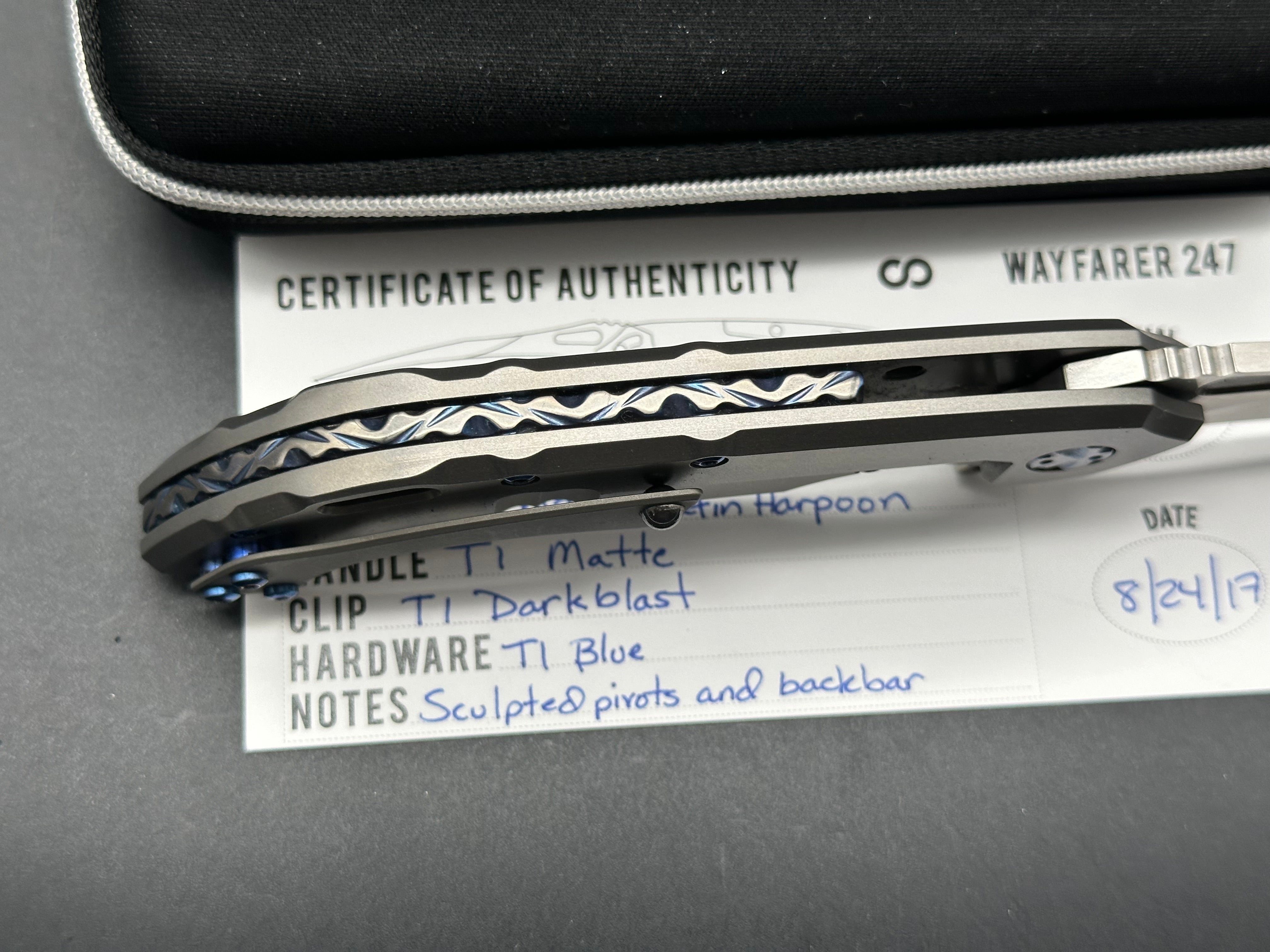 Olamic Wayfarer, M390 satin blade, matte titanium handle