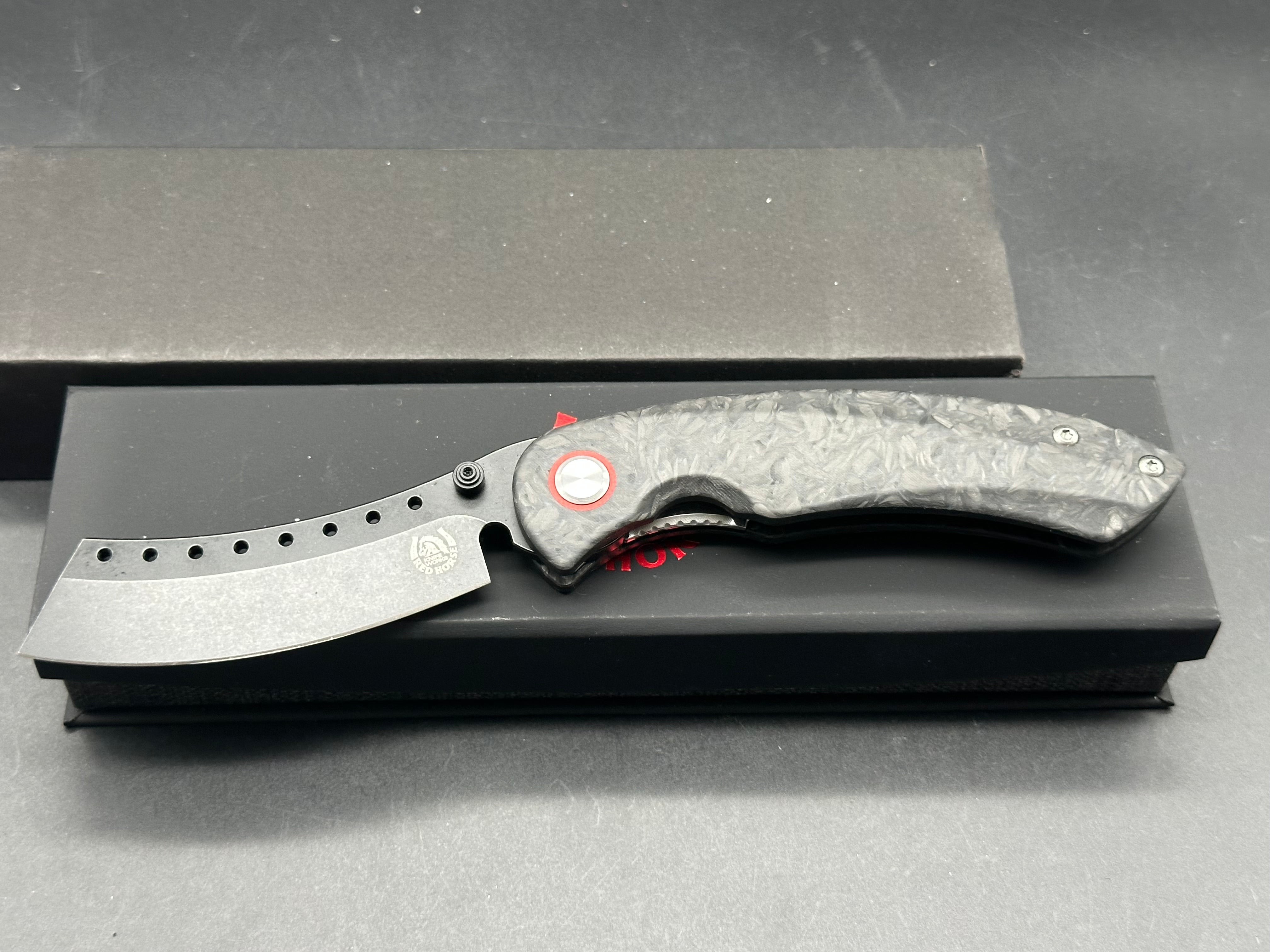 Red Horse Hell Razor P, S35VN PVD coated blade, marble carbon fiber handle