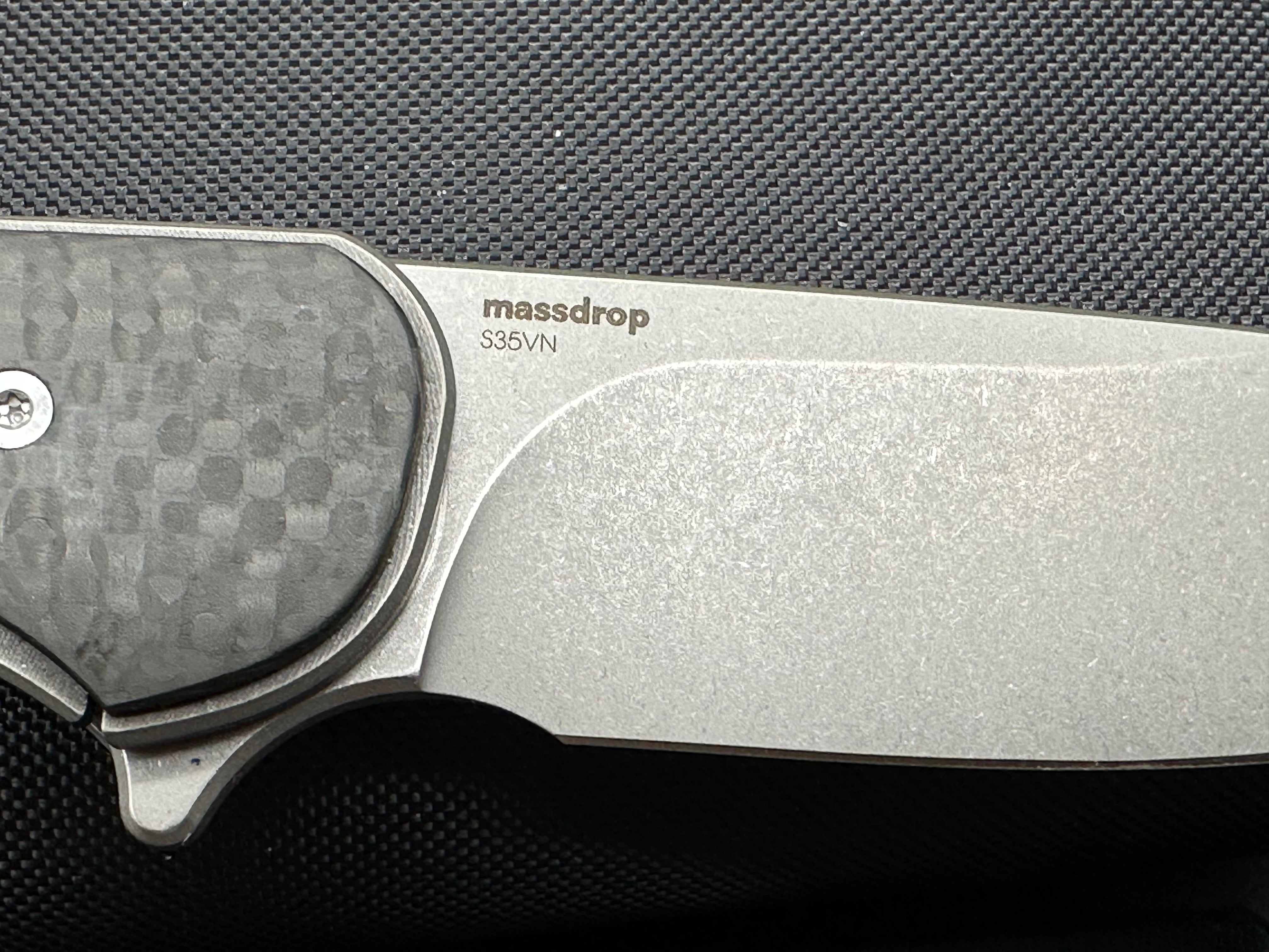 Massdrop Ferrum Forge Gent, S35VN stonewash blade, carbon fiber handle