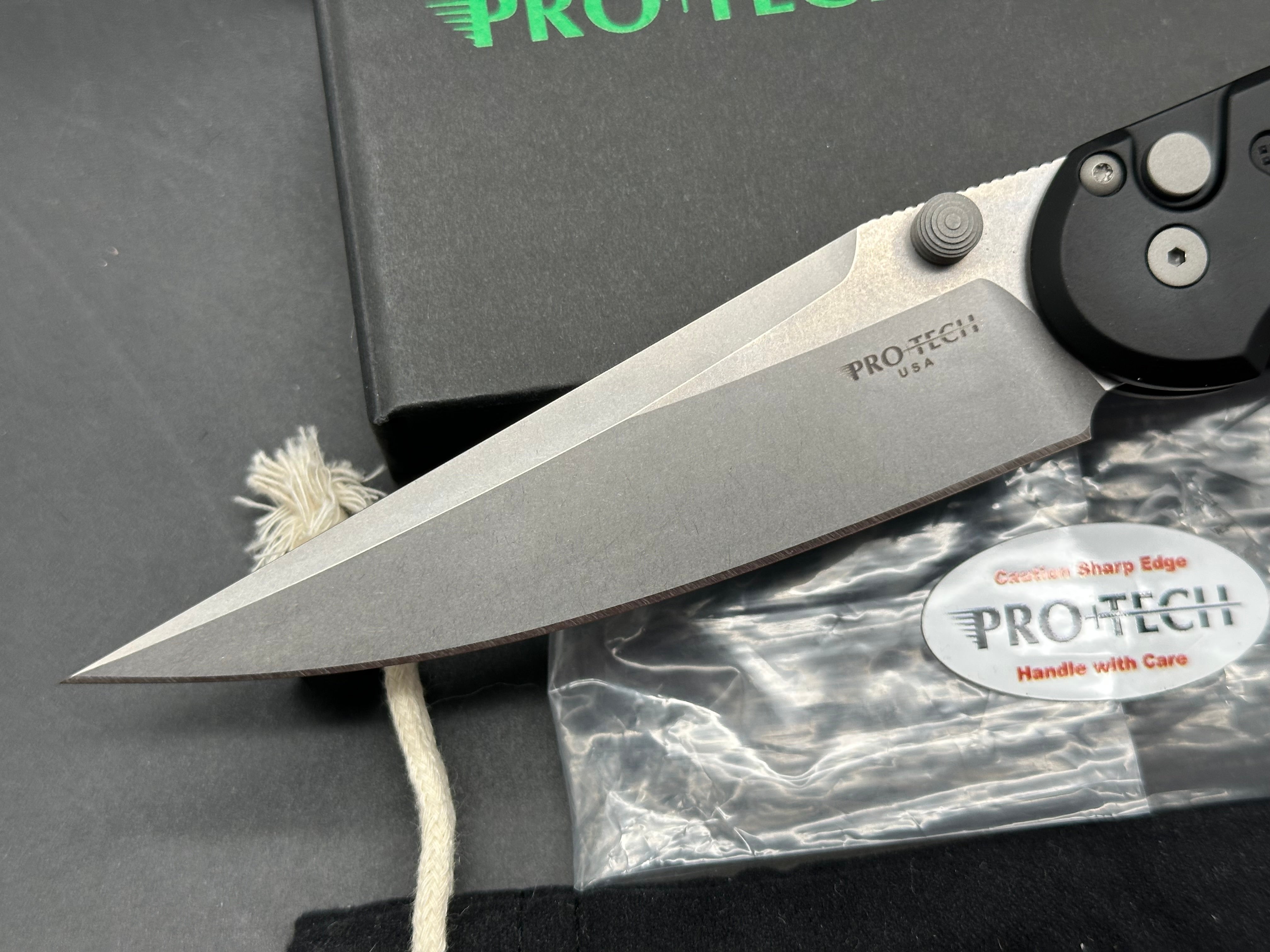 ProTech Avalon, 4" MagnaCut Stonewash Blade with Black Anodized Smooth 6061 Aluminum Scales