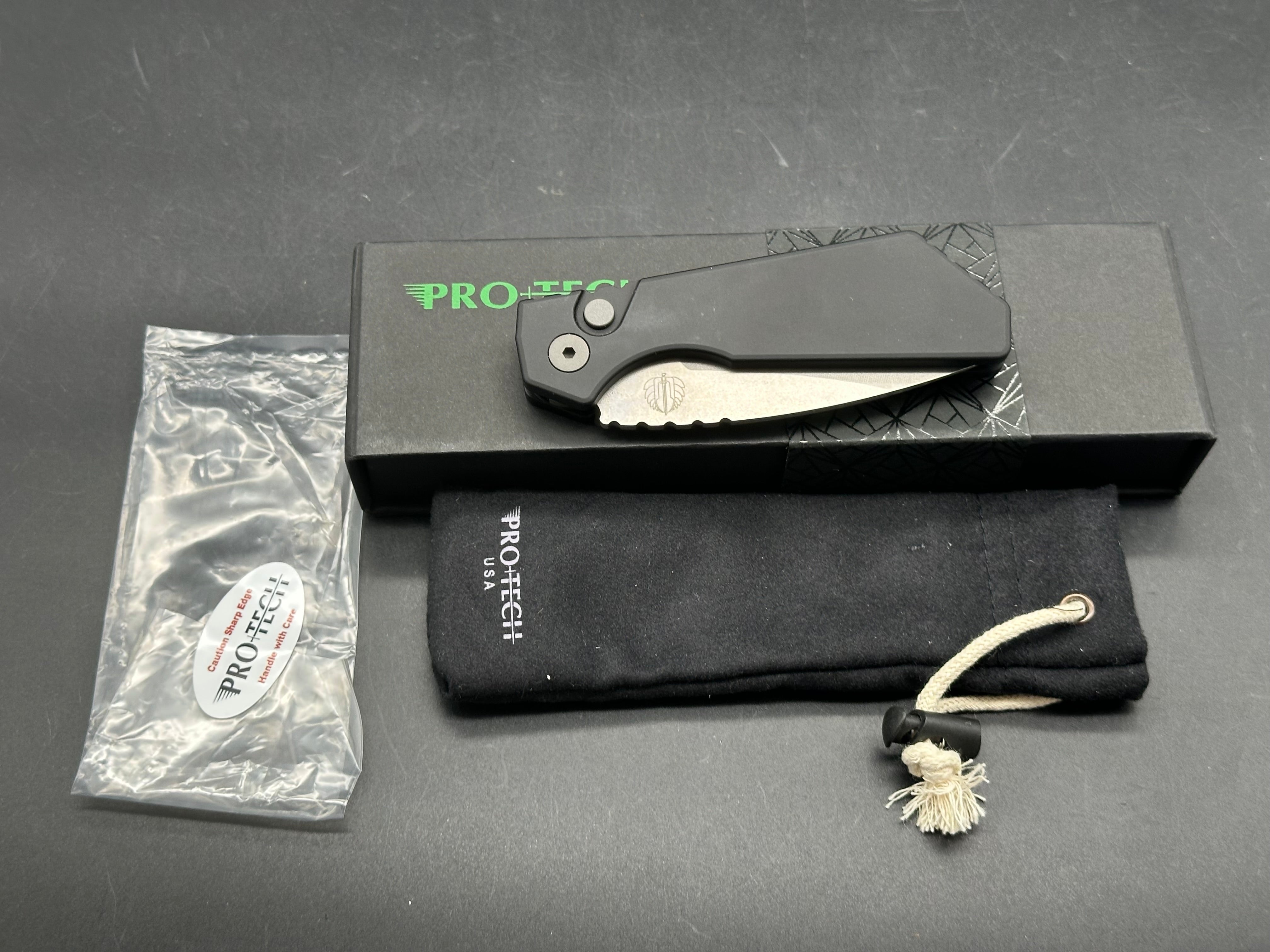 Strider + ProTech PT+ Auto, Stonewashed CPM-Magnacut Blade, Black Anodized Aluminum Handles