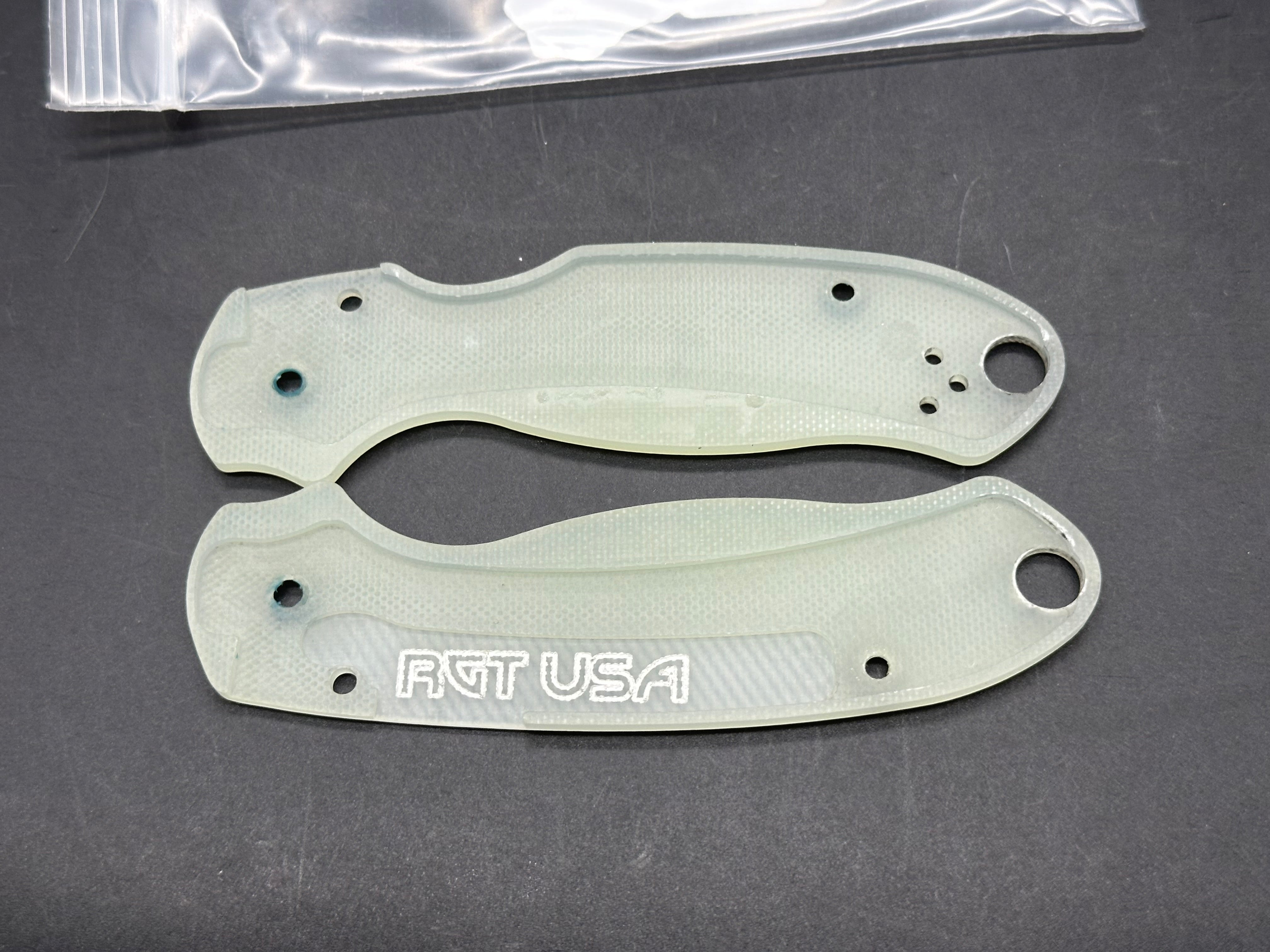 Spyderco Para 3 Replacement Scales from Ripp's Garage Tech in Deep Angle Milled Natural G10