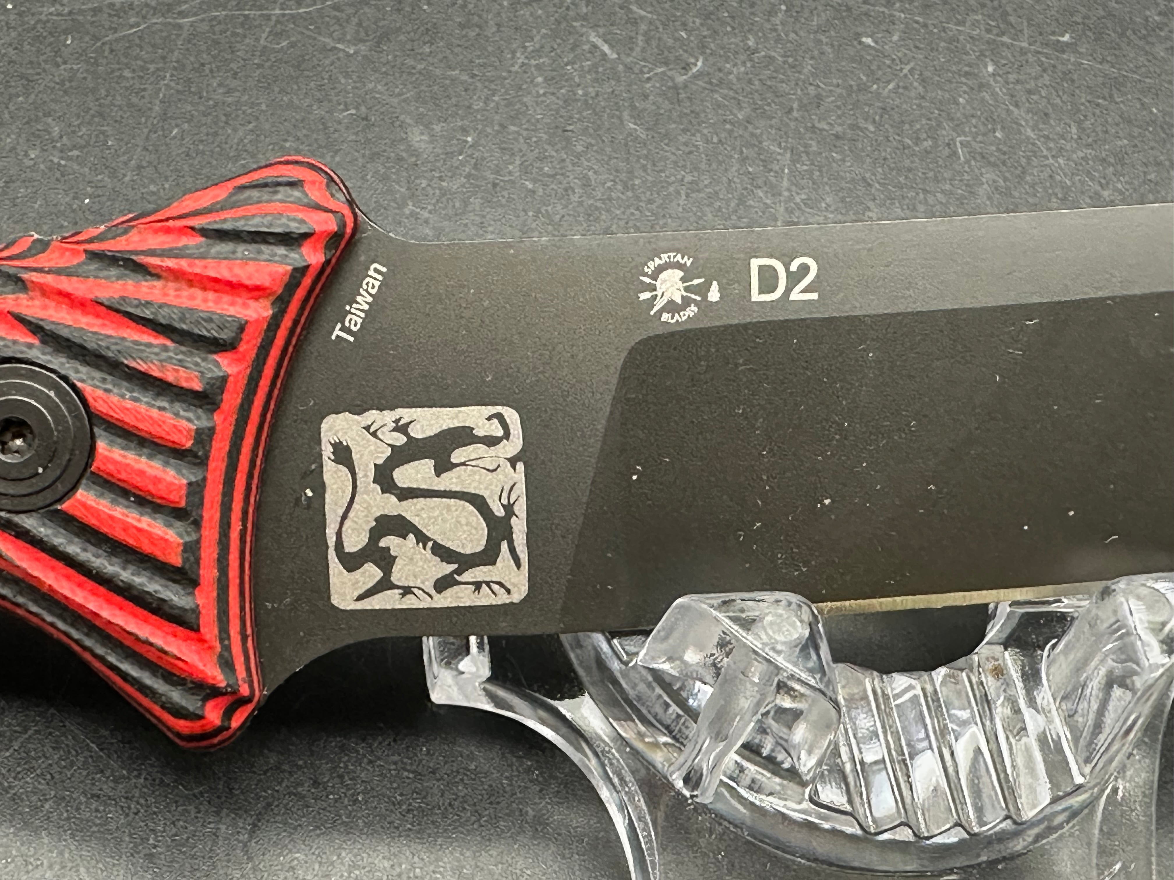 Spartan Ronin Torii Fixed Blade knife Red/Black G10
