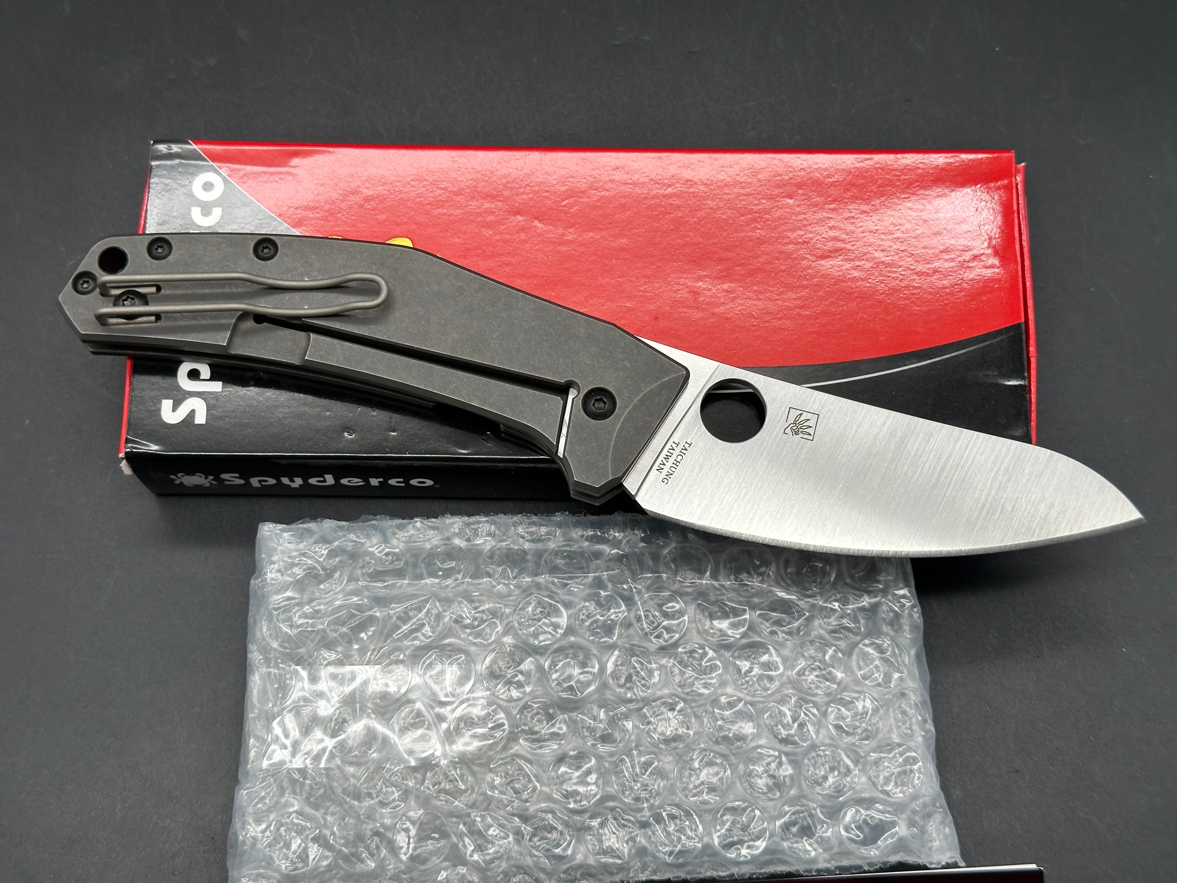 Spyderco SpydieChef CQI (C211TIP), Belt Satin LC200N Blade, Dark Stonewashed Ti Handles