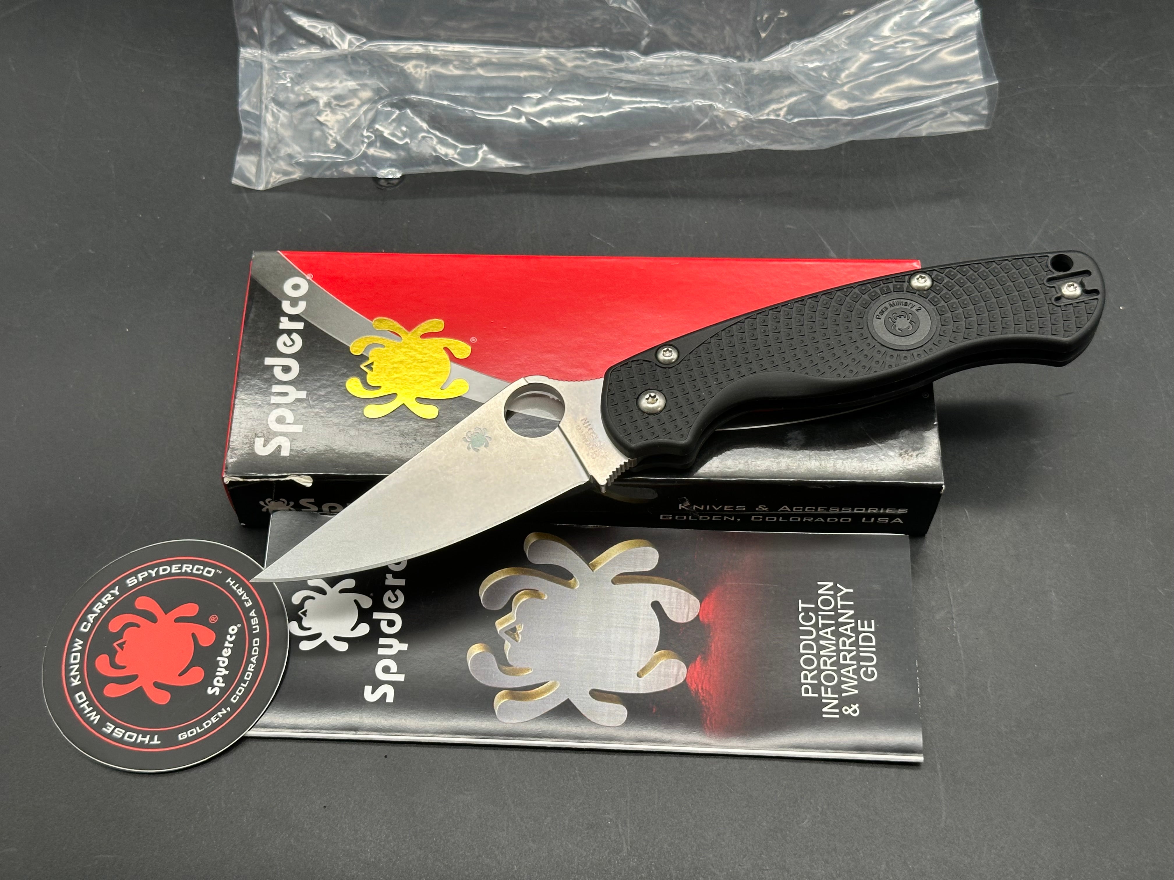 Spyderco Para Military 2 Lightweight, 3.47" CTS BD1N Stonewash Blade with Black FRN Scales