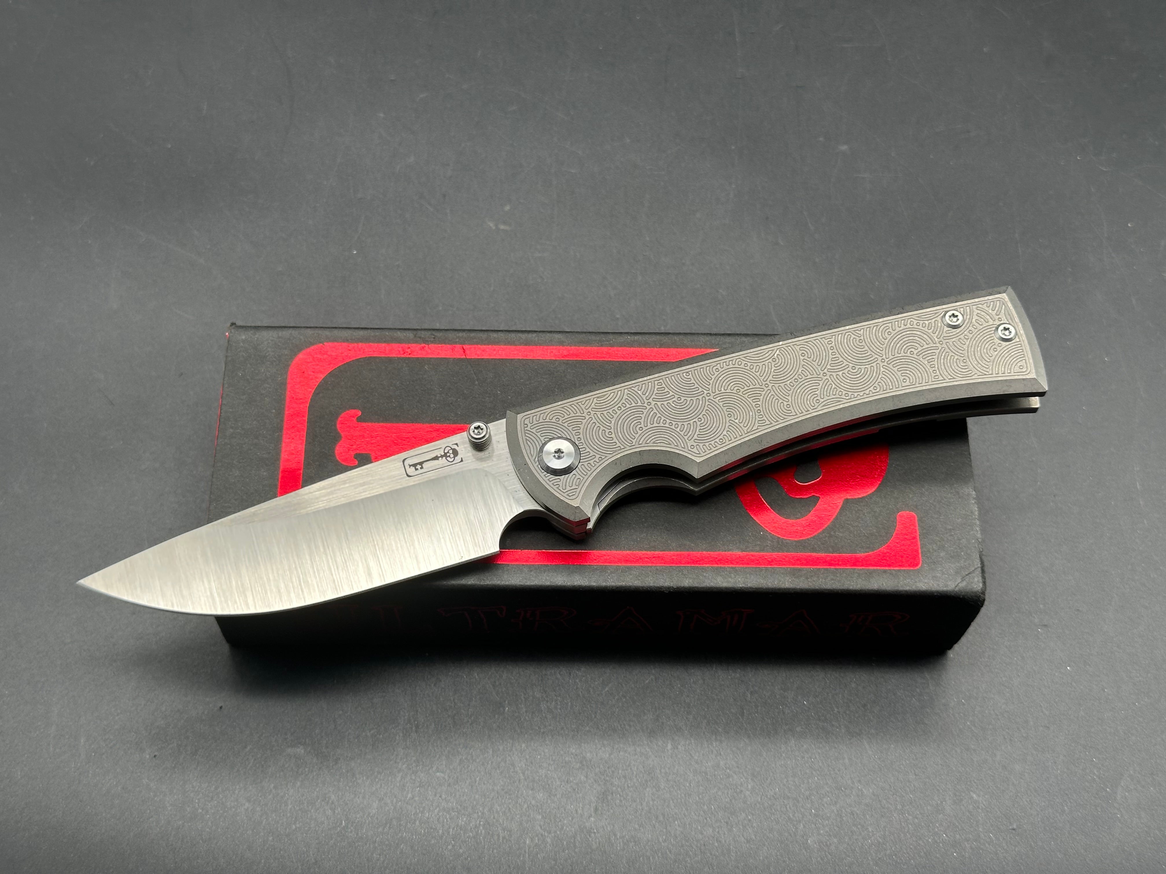Chaves Liberation 229 Seigaiha Motif Titanium - Urban EDC Exclusive, Belt Satin M390 Blade