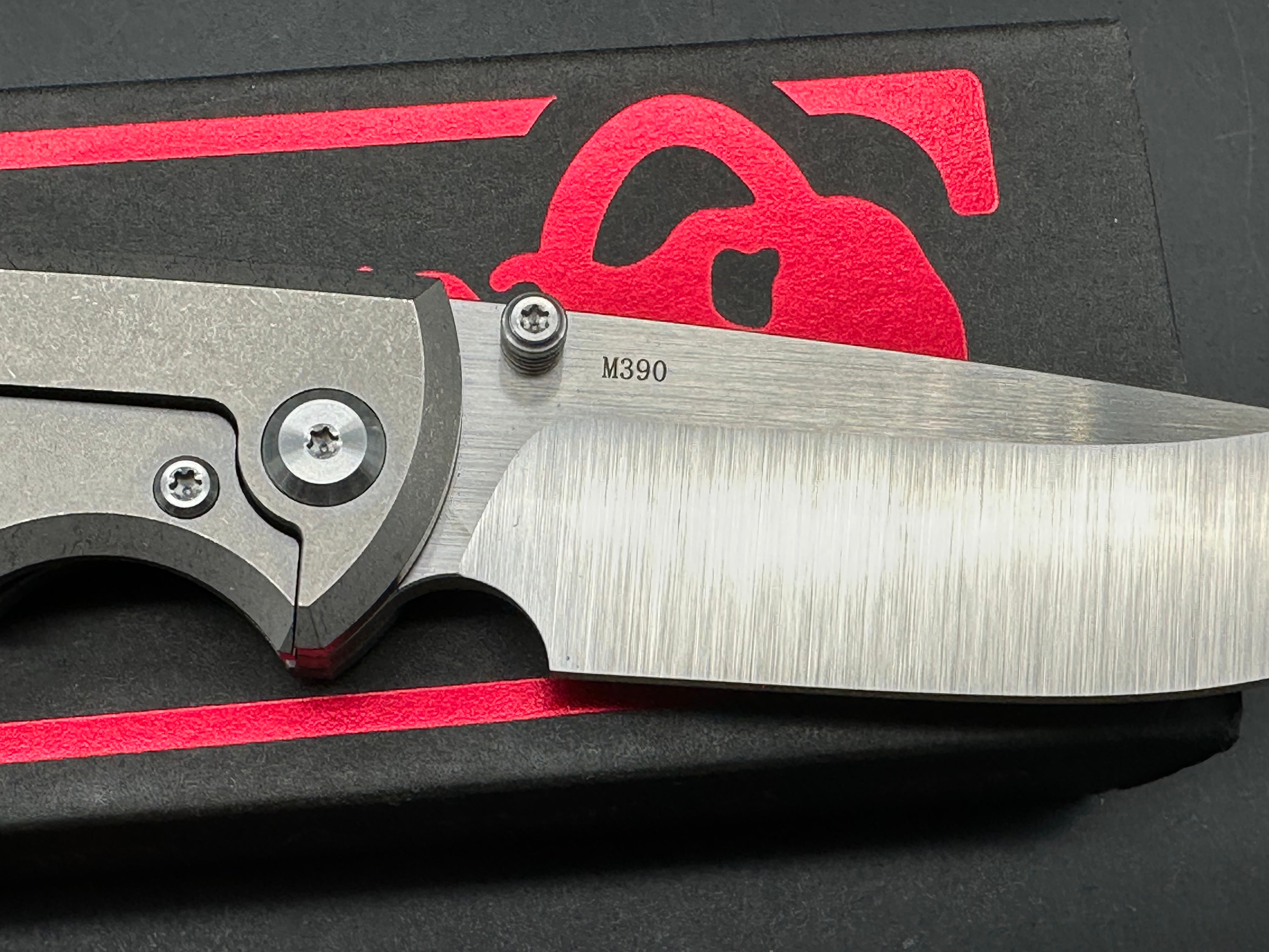 Chaves Liberation 229 Seigaiha Motif Titanium - Urban EDC Exclusive, Belt Satin M390 Blade