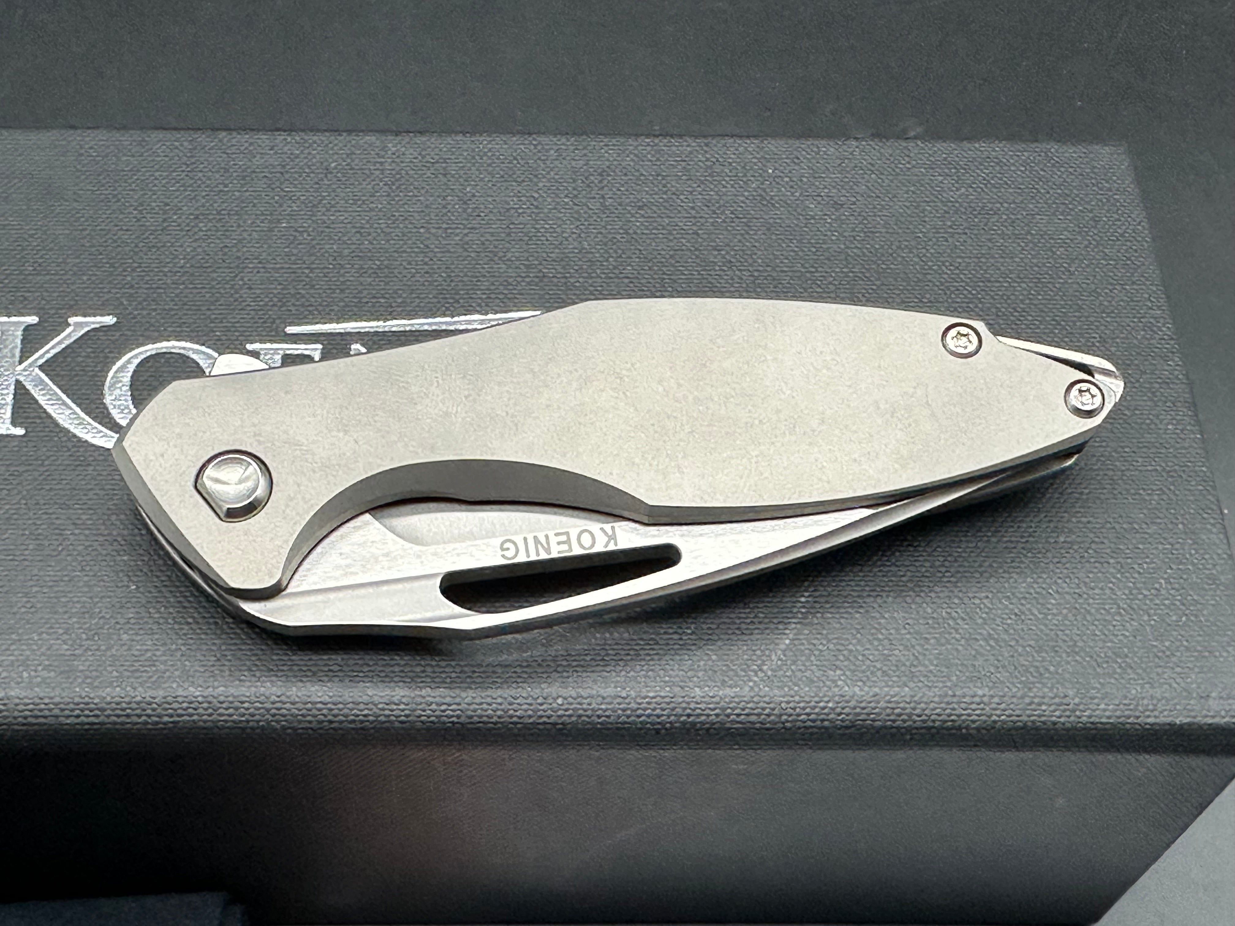 Koenig Mini Arius, M390 Blade - Burnished with Polished Flats, Smooth Ti Handles