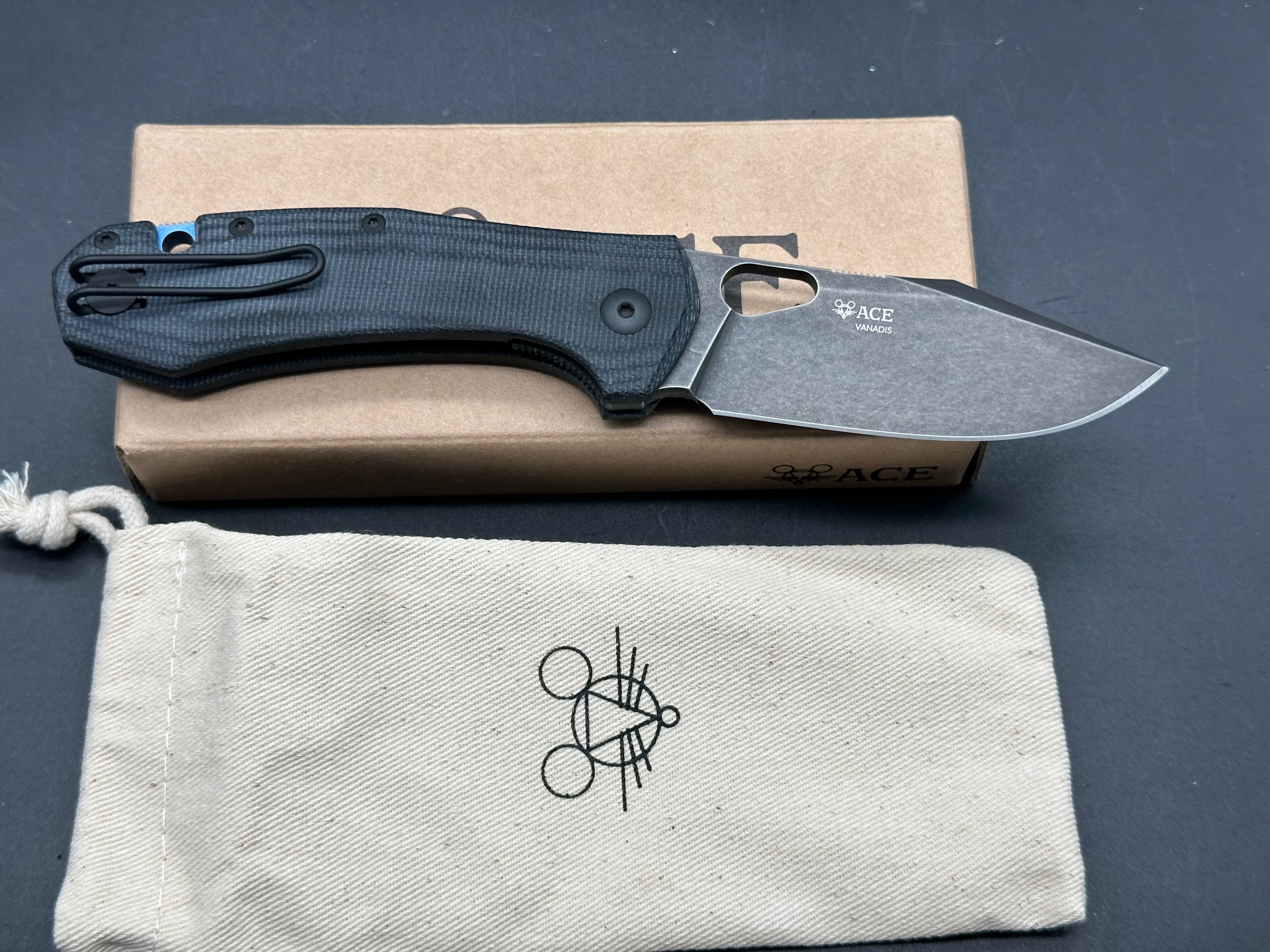 GiantMouse Ace Atelier Blackout #164/300, Black Stonewashed PVD Vanadis 4E Blade, Black Canvas Micarta Handles