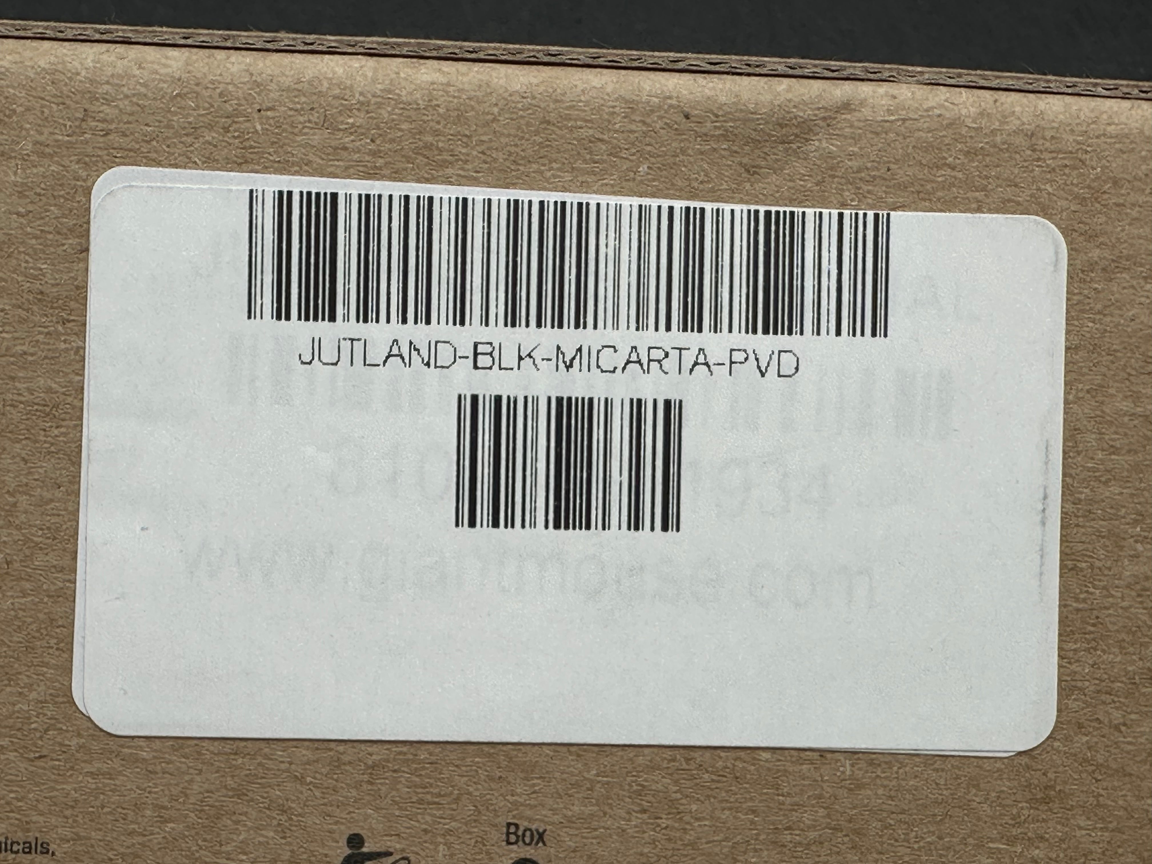 GiantMouse Ace Jutland Black Canvas Micarta PVD, Black PVD Magnacut Blade, Black Canvas Micarta Handles